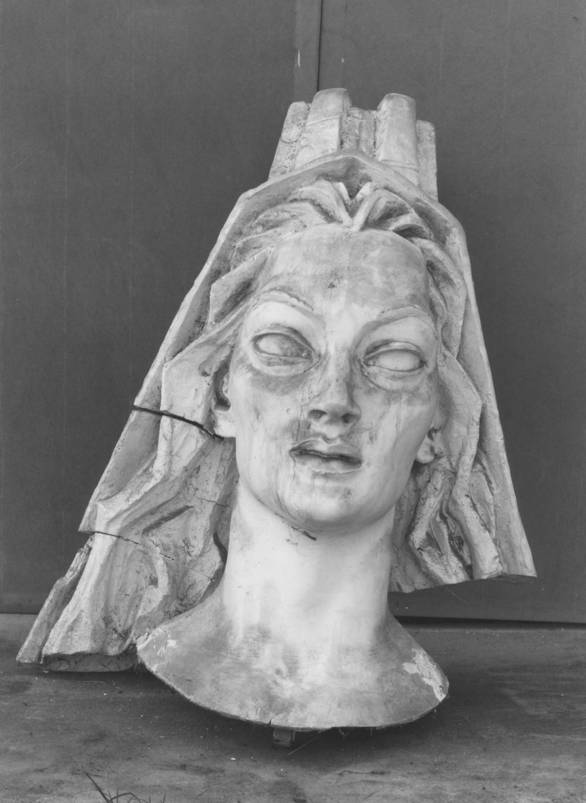 testa d'Italia (scultura) di Berti Antonio (seconda metà sec. XX)