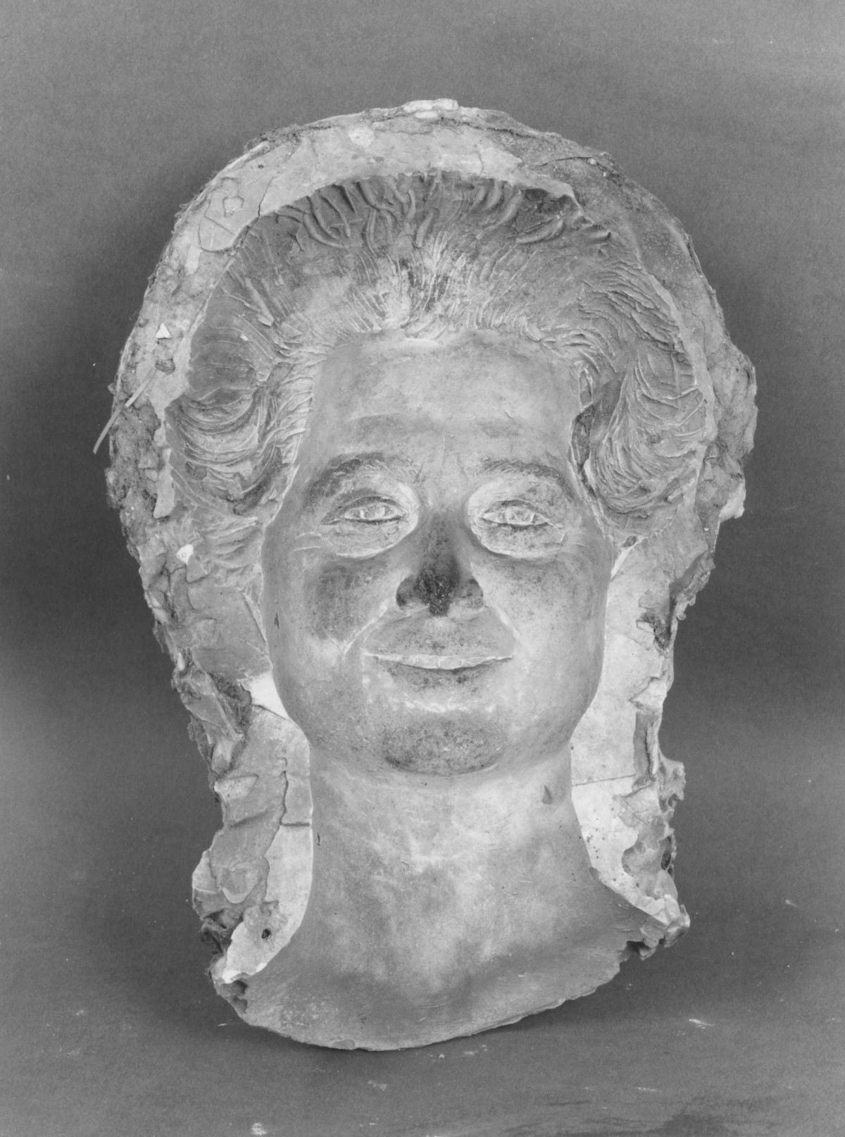 testa di donna (matrice - per scultura) di Berti Antonio (terzo quarto sec. XX)