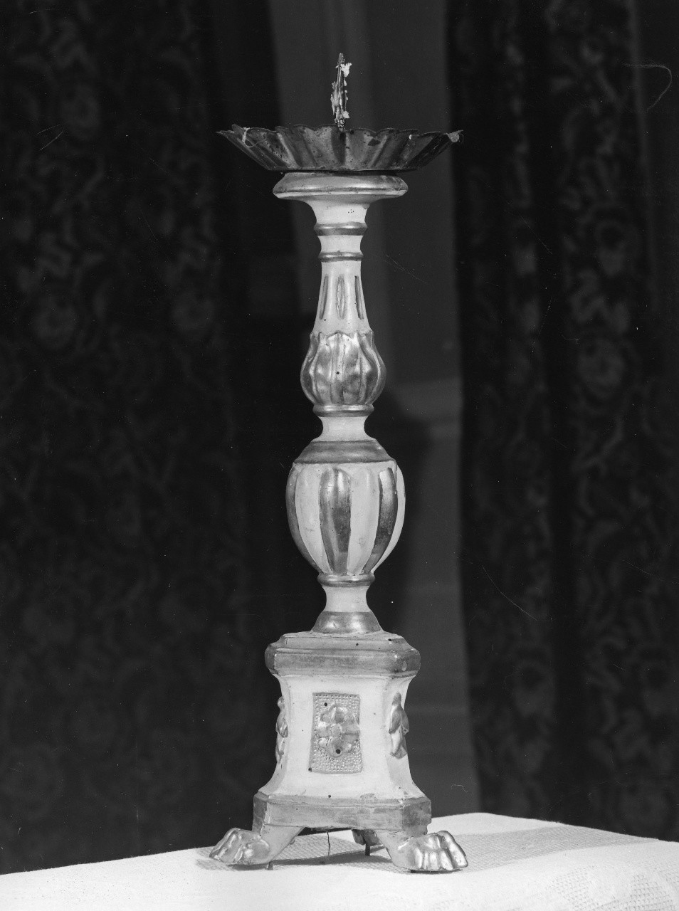 candeliere d'altare, serie - artigianato toscano (sec. XIX)