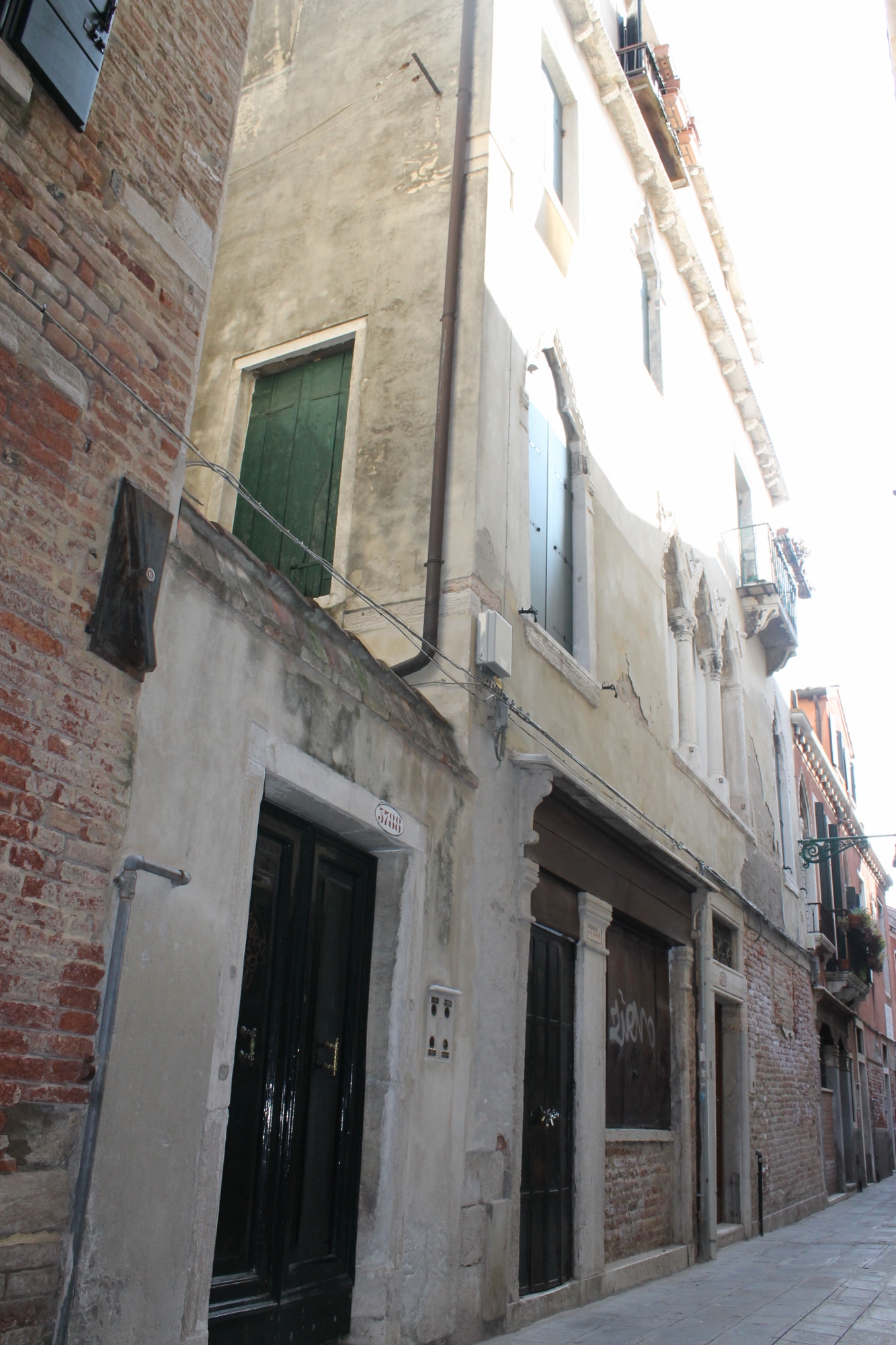 casa ad appartamenti, privata - Venezia (VE)  (XIV)
