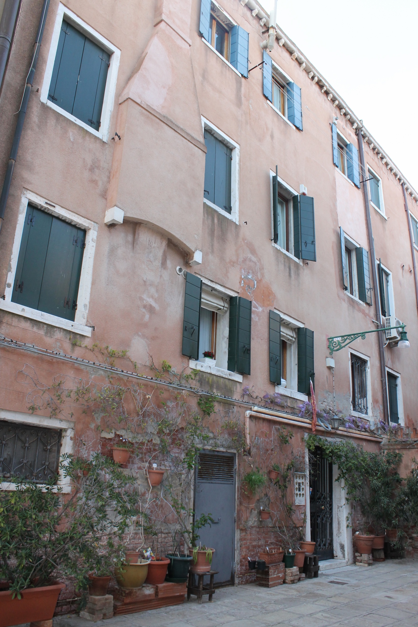 casa ad appartamenti, privata - Venezia (VE)  (XVII, prima metà)