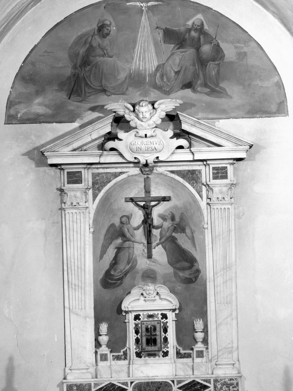 Angeli e Ss. Trinità, Trinità (dipinto murale) di Folchi Ferdinando (sec. XIX)