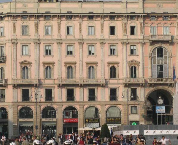 Palazzo Carminati (palazzo) - Milano (MI)  (XIX)