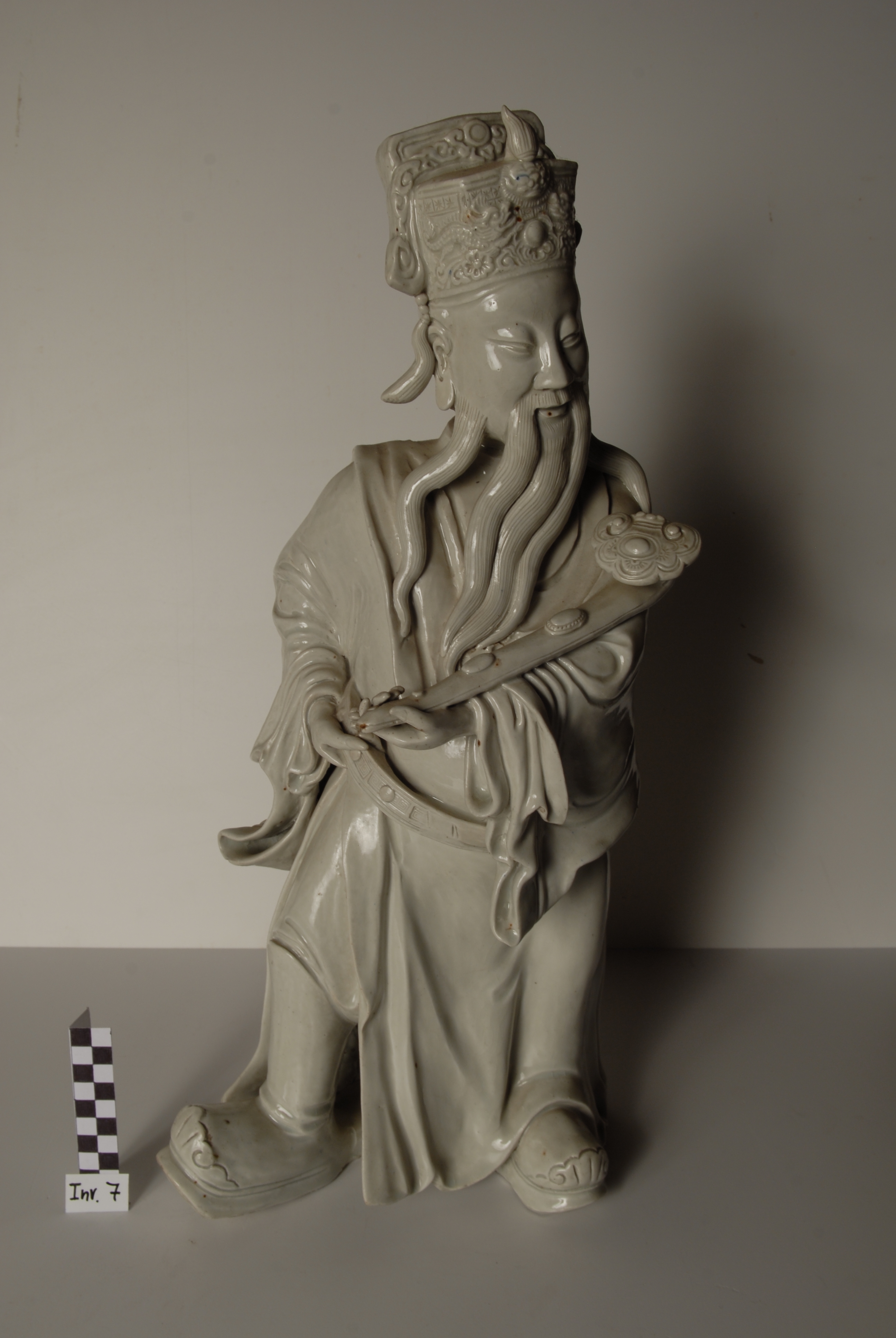 Cai shen (Dio della Ricchezza) (statuetta) - manifattura cinese (XIX)