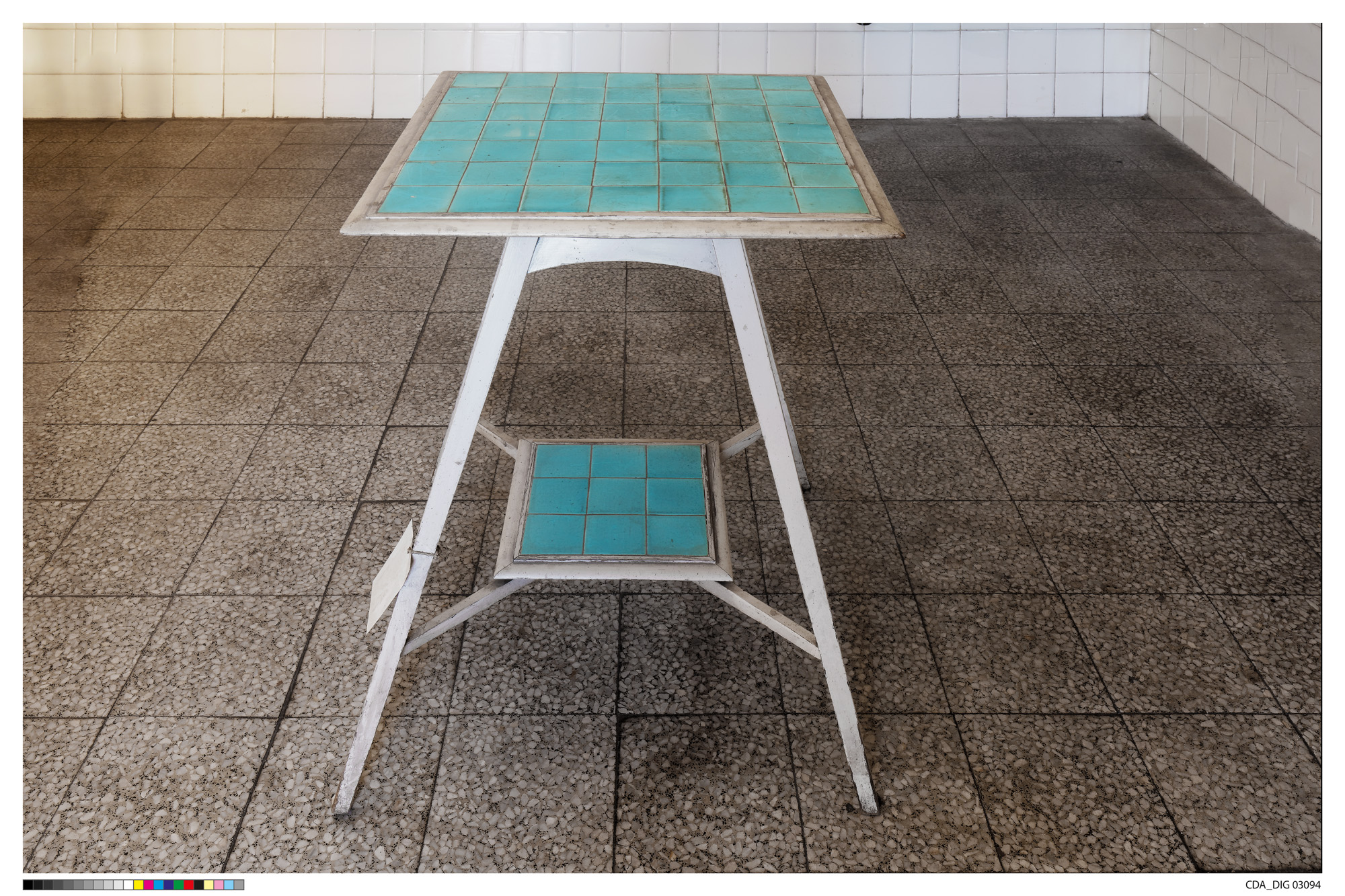 tavolino, opera isolata - ambito piemontese (primo quarto XX)