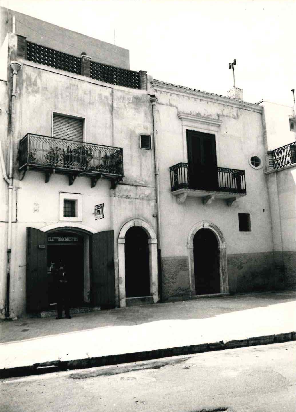 palazzo, privato - Ferrandina (MT) 