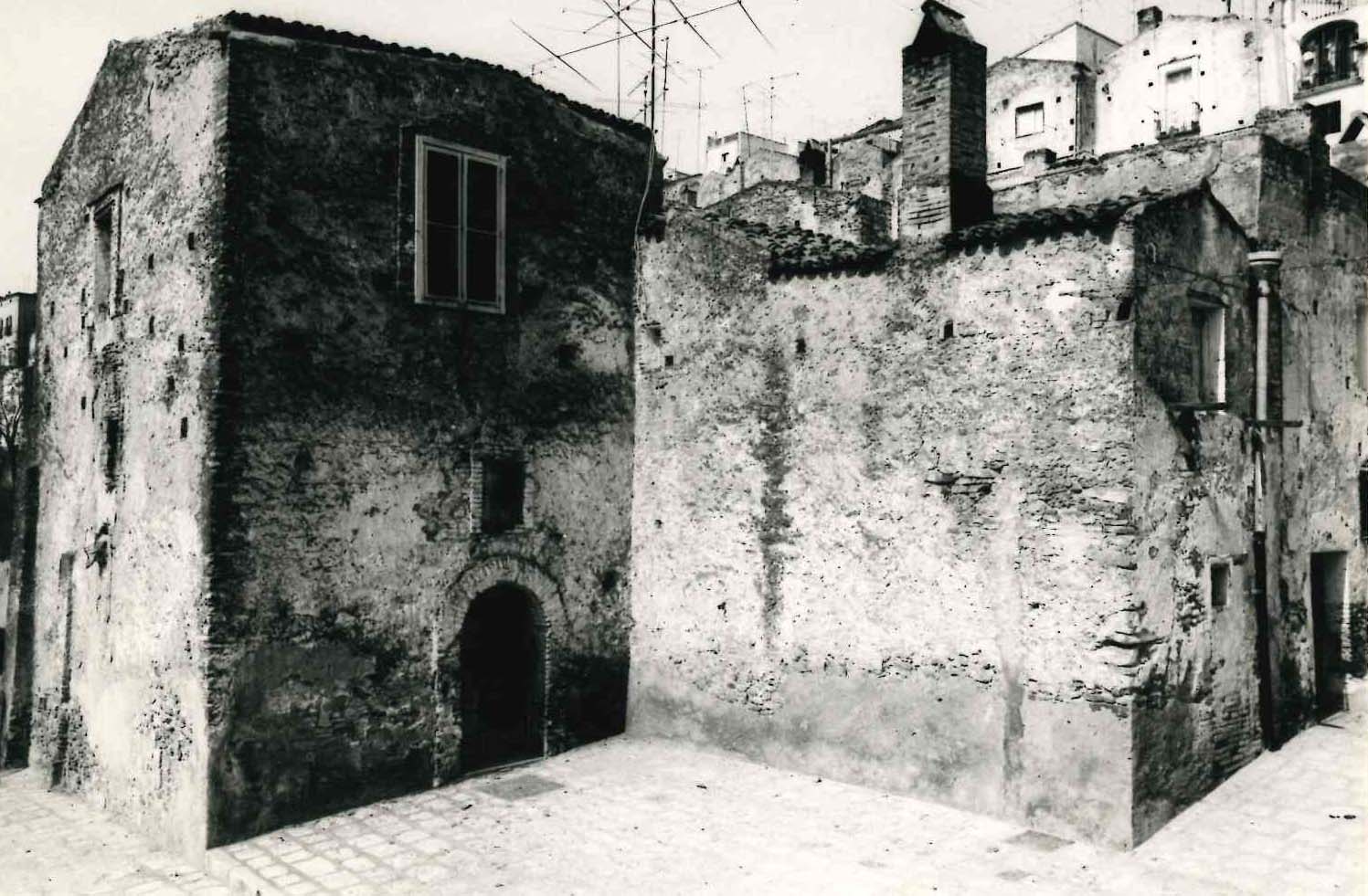 Casa a schiera tradizionale (casa, a schiera, popolare) - Ferrandina (MT)  (XV)