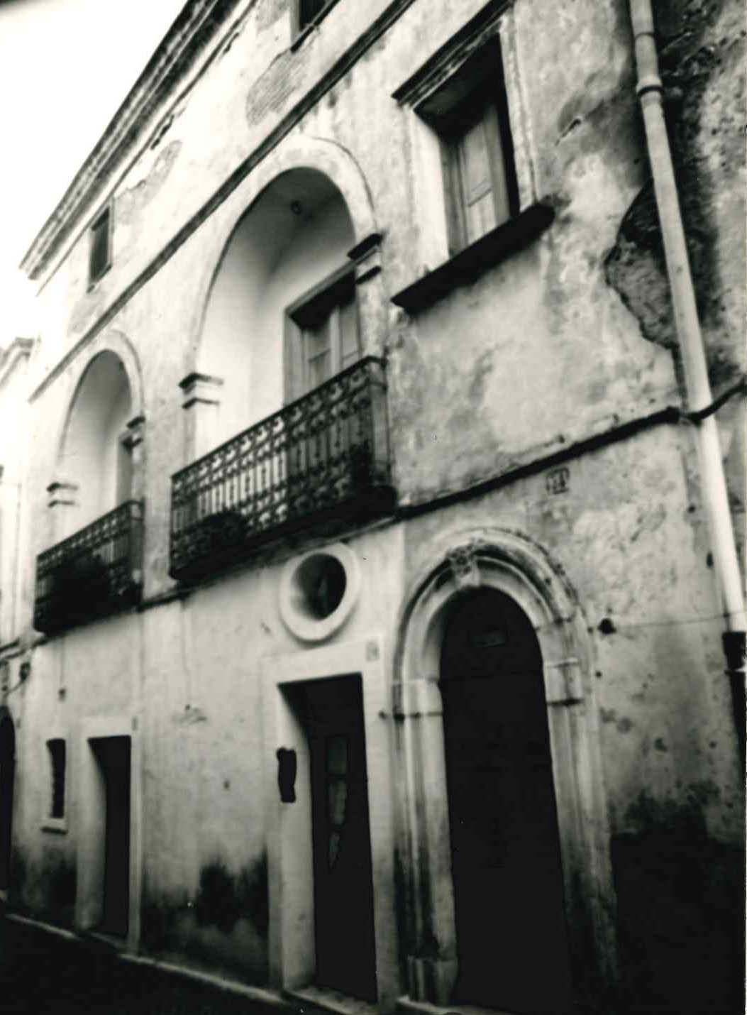 palazzo, privato - Ferrandina (MT) 