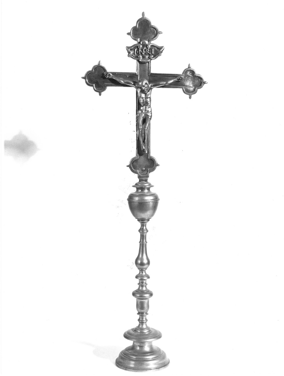 Cristo crocifisso (croce astile) - produzione toscana (fine sec. XVII)