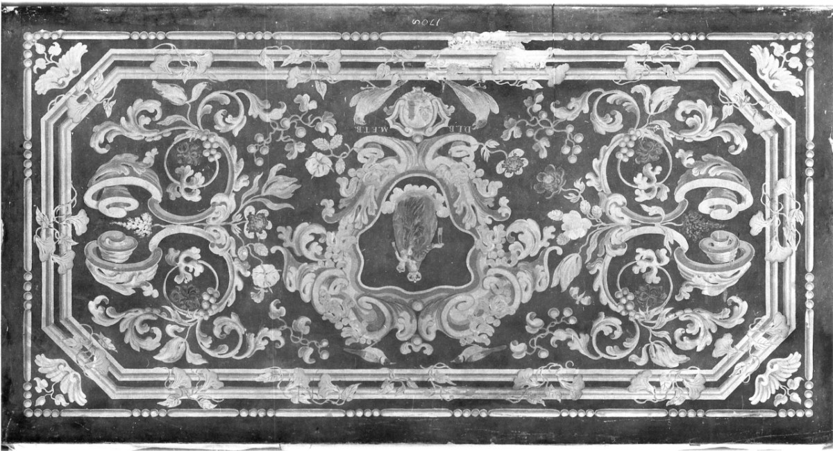 Madonna del Rosario/ motivi decorativi vegetali (paliotto) - manifattura emiliana (sec. XVIII)