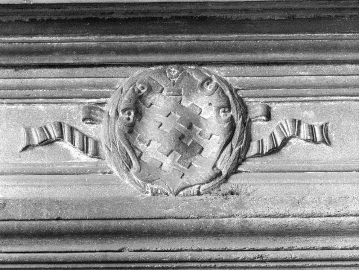 stemma gentilizio della famiglia Salviati (rilievo, serie) - bottega toscana (secc. XV/ XVI)