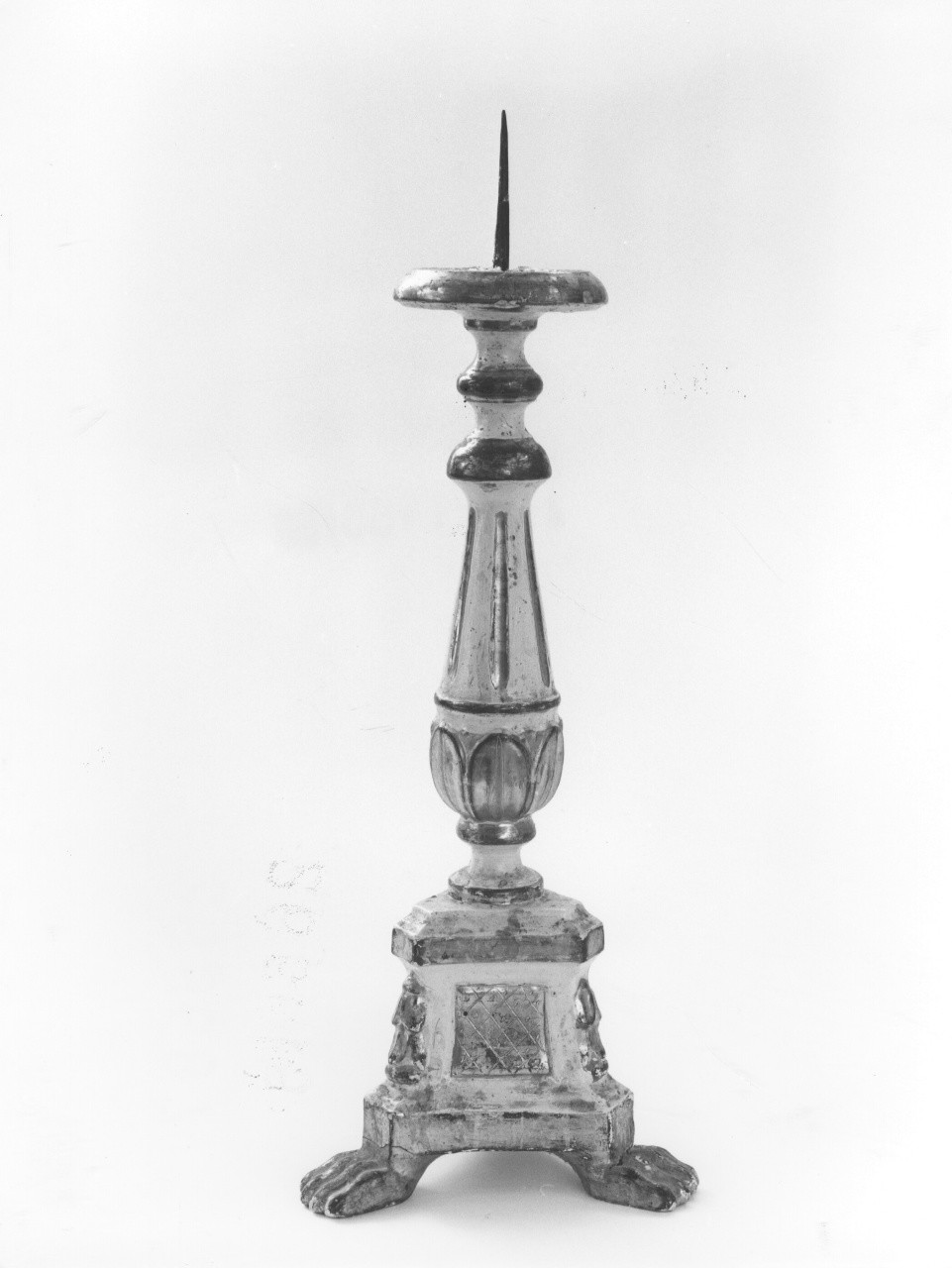 candeliere d'altare, serie - bottega toscana (inizio sec. XIX)