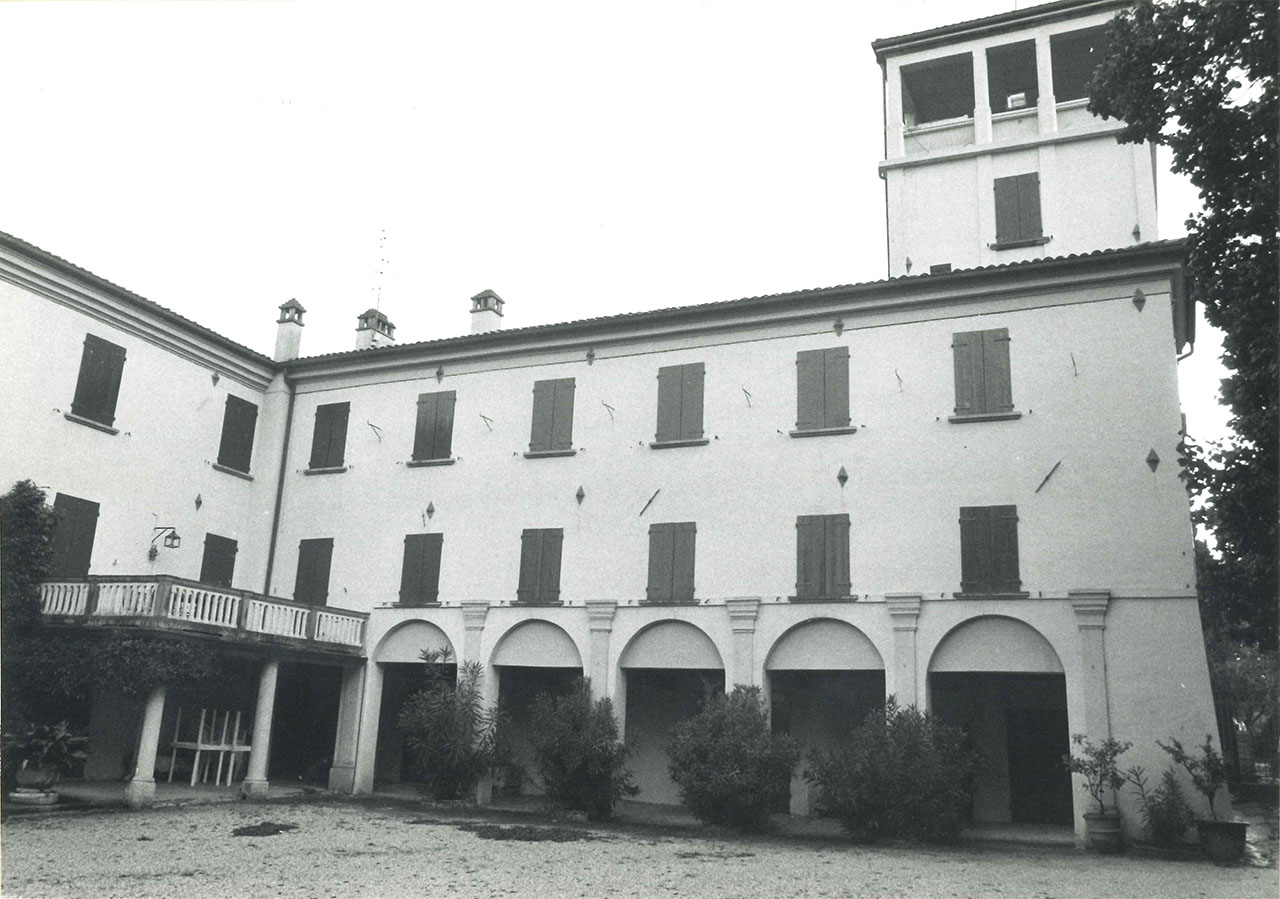 Palazzo della Tenuta di Camerano (palazzo, privato) - Poggio Torriana (RN) 