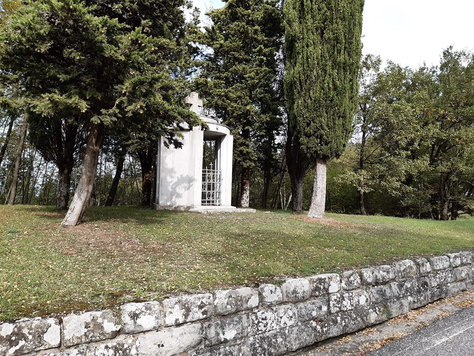 PERCORSO COMMEMORATIVO ALLE VITTIME DELL'ECCIDIO DEL PASSO DEL CARNAIO (parco, commemorativo/ ai caduti della seconda guerra mondiale) - Bagno di Romagna (FC) 
