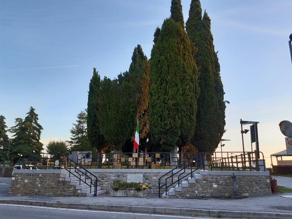 PARCO DELLA RIMEMBRANZA DI POGGIO BERNI (parco, commemorativo/ ai caduti della prima e seconda guerra mondiale) - Poggio Berni (RN) 