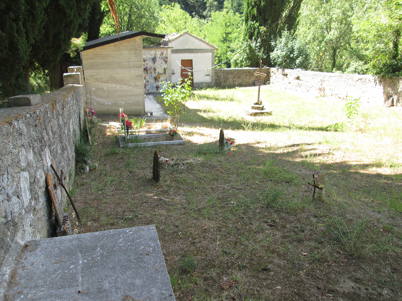 Cimitero di Portella (cimitero, pubblico) - Venarotta (AP)  (XX)