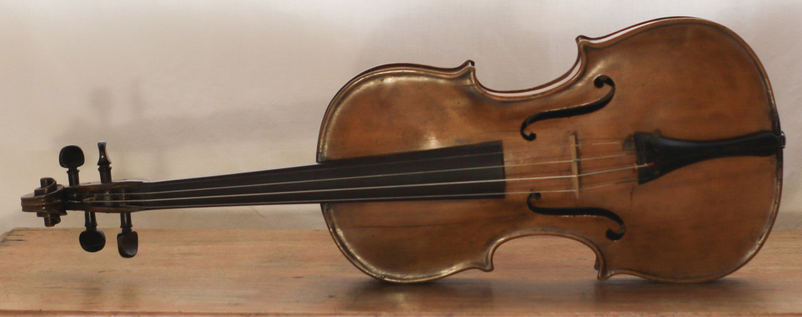 violino di Celani Costantino (sec. XX)