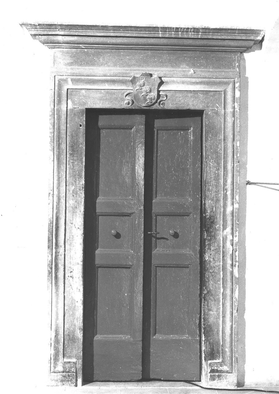 stemma gentilizio della famiglia Dati (mostra di porta) - bottega toscana (secc. XV/ XVI)