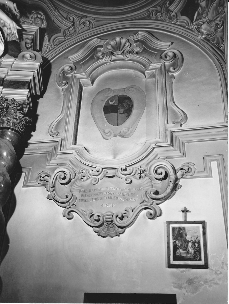 Finta finestra (decorazione plastica) - bottega toscana (primo quarto sec. XVIII, sec. XX)