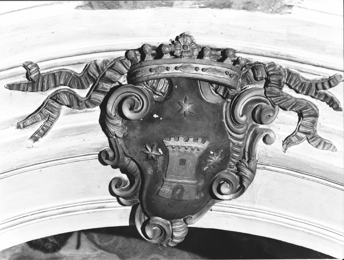 Stemma della famiglia Torrigiani (decorazione plastica) - bottega toscana (primo quarto, primo quarto sec. XVIII, sec. XVIII)