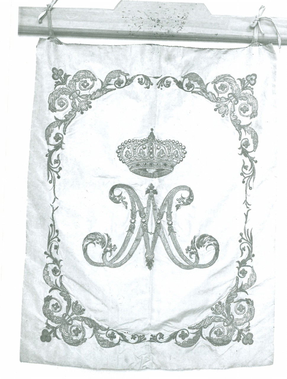 monogramma mariano (cortina) - manifattura toscana (sec. XIX)