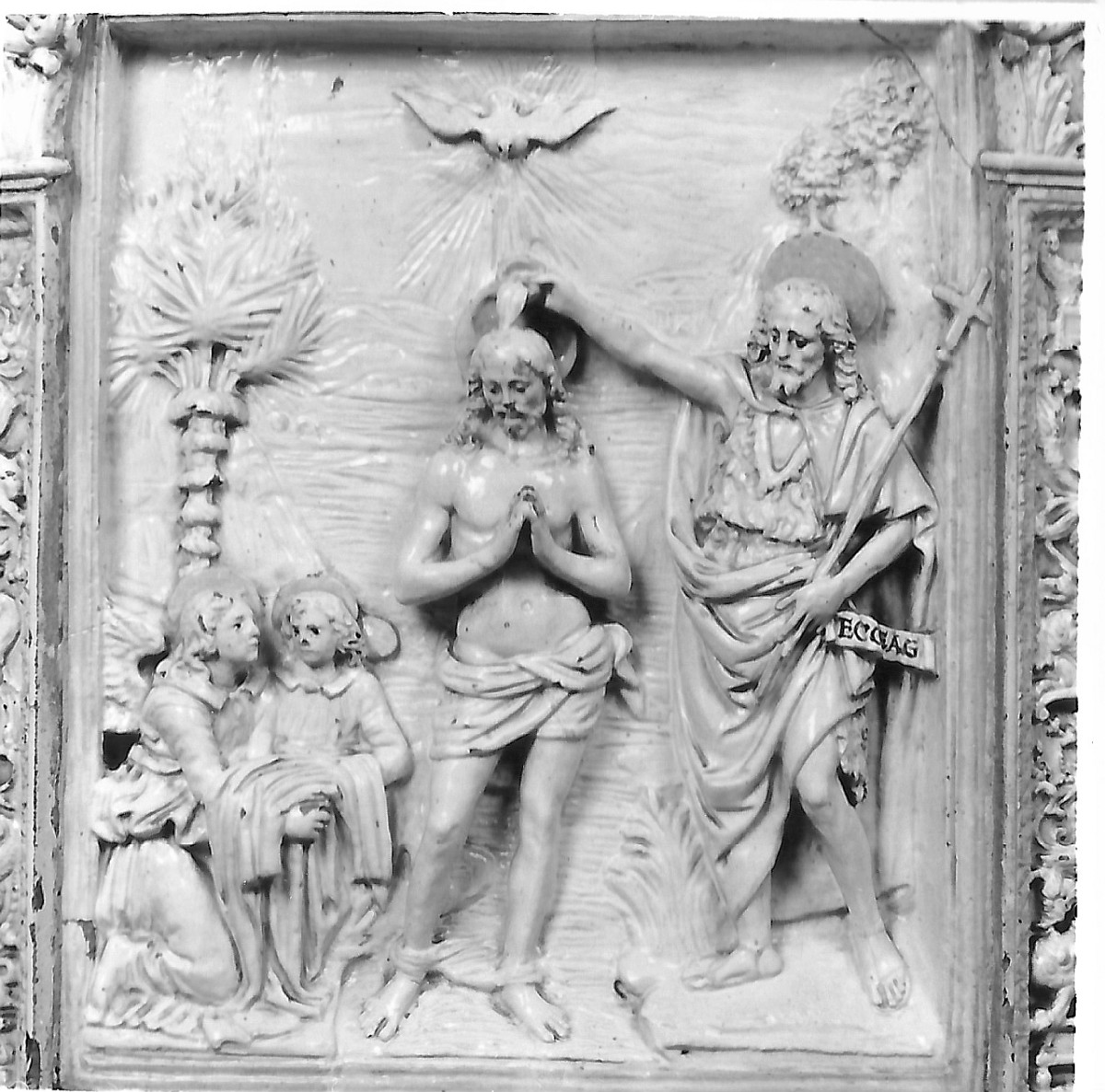battesimo di Cristo (formella, elemento d'insieme) di Della Robbia Giovanni (attribuito) (sec. XVI)