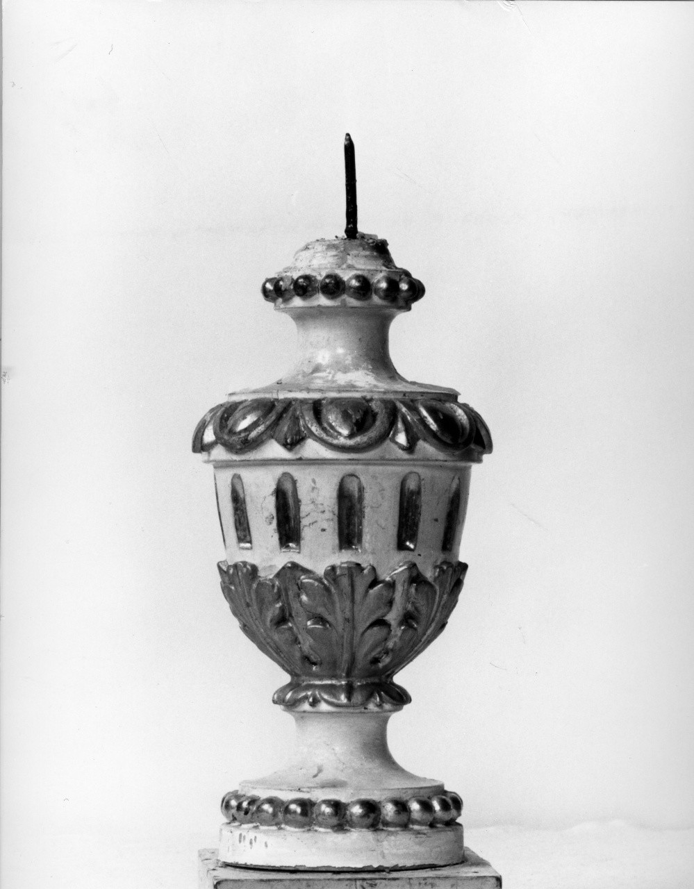 candeliere d'altare, serie - manifattura toscana (fine/ inizio secc. XVIII/ XIX)