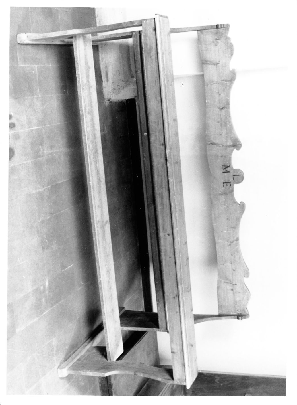 banco da chiesa, opera isolata - bottega Italia centrale (fine/ inizio secc. XIX/ XX)