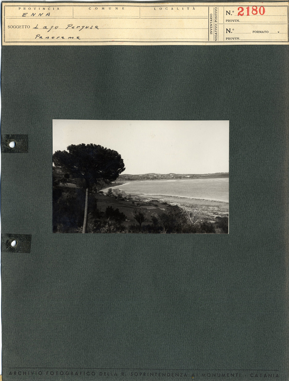Lago di Pergusa - vedute (positivo, elemento-parte componente, scheda di supporto) di Anonimo <1901-1950> (secondo quarto XX)