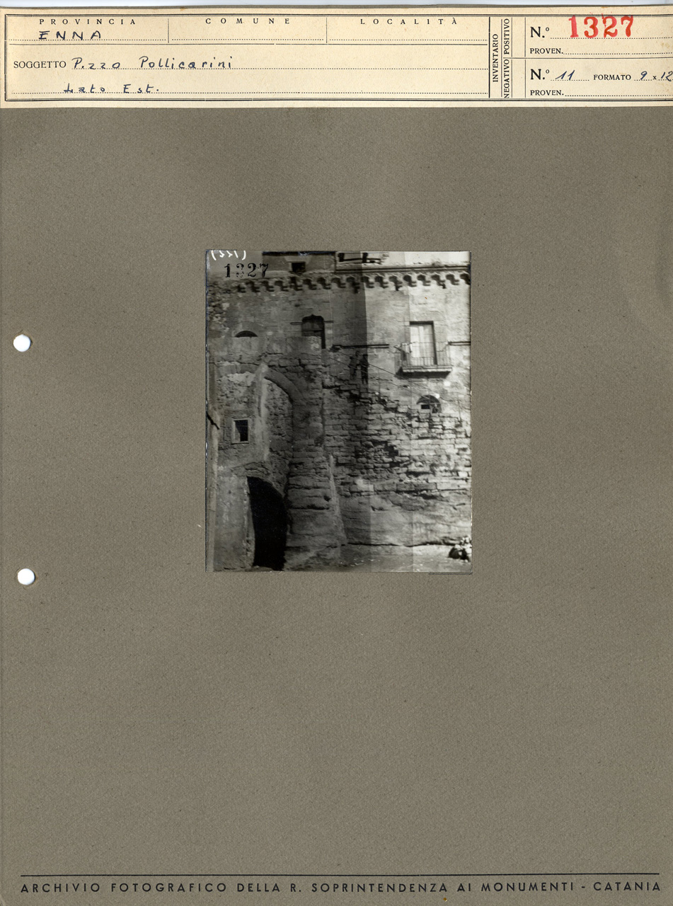 Sicilia - Enna - Architettura civile - Palazzo Pollicarini (positivo, elemento-parte componente, scheda di supporto) di Anonimo <1901-1950> (prima metà XX)