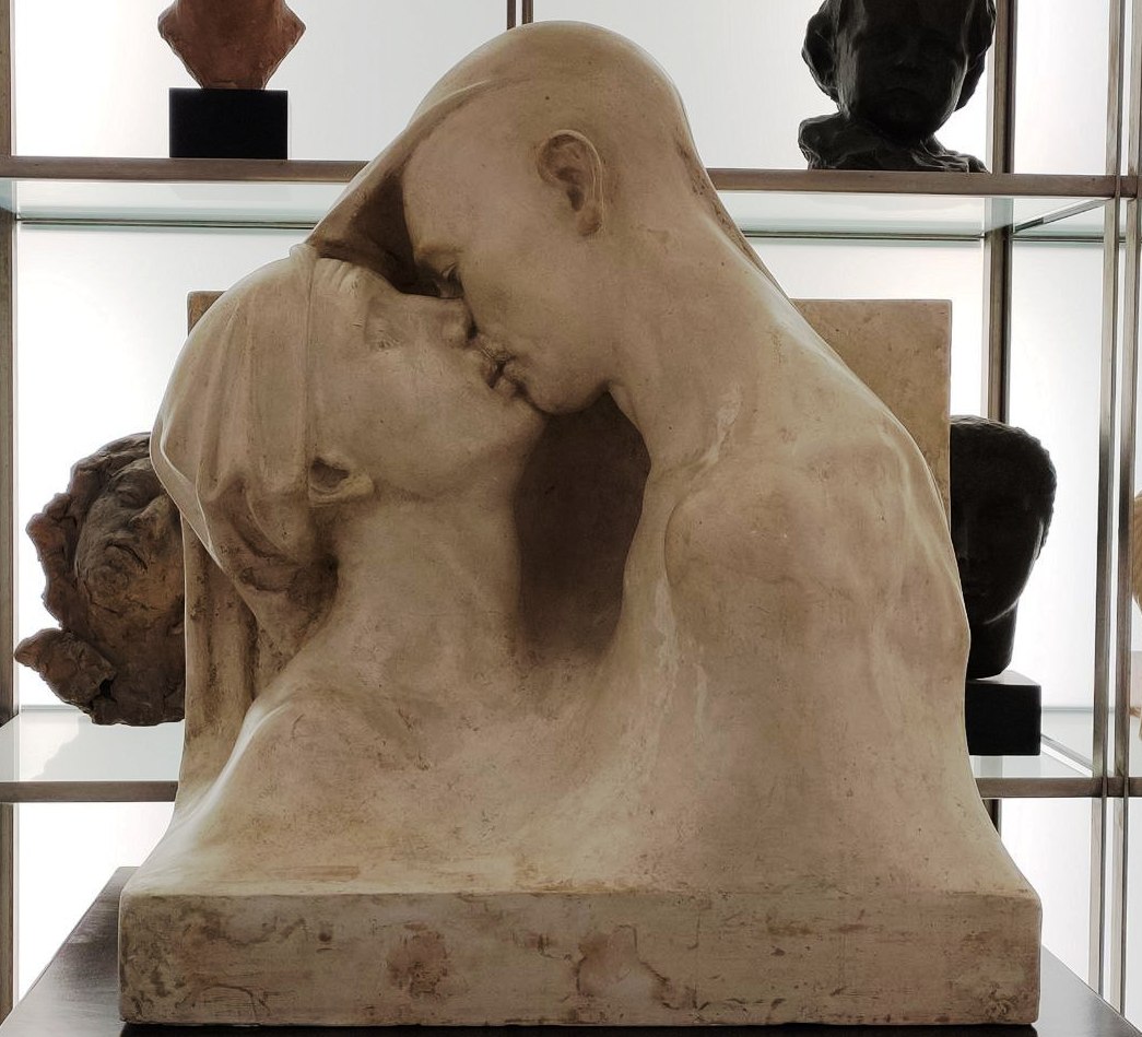 Il bacio, busto (scultura, opera isolata)