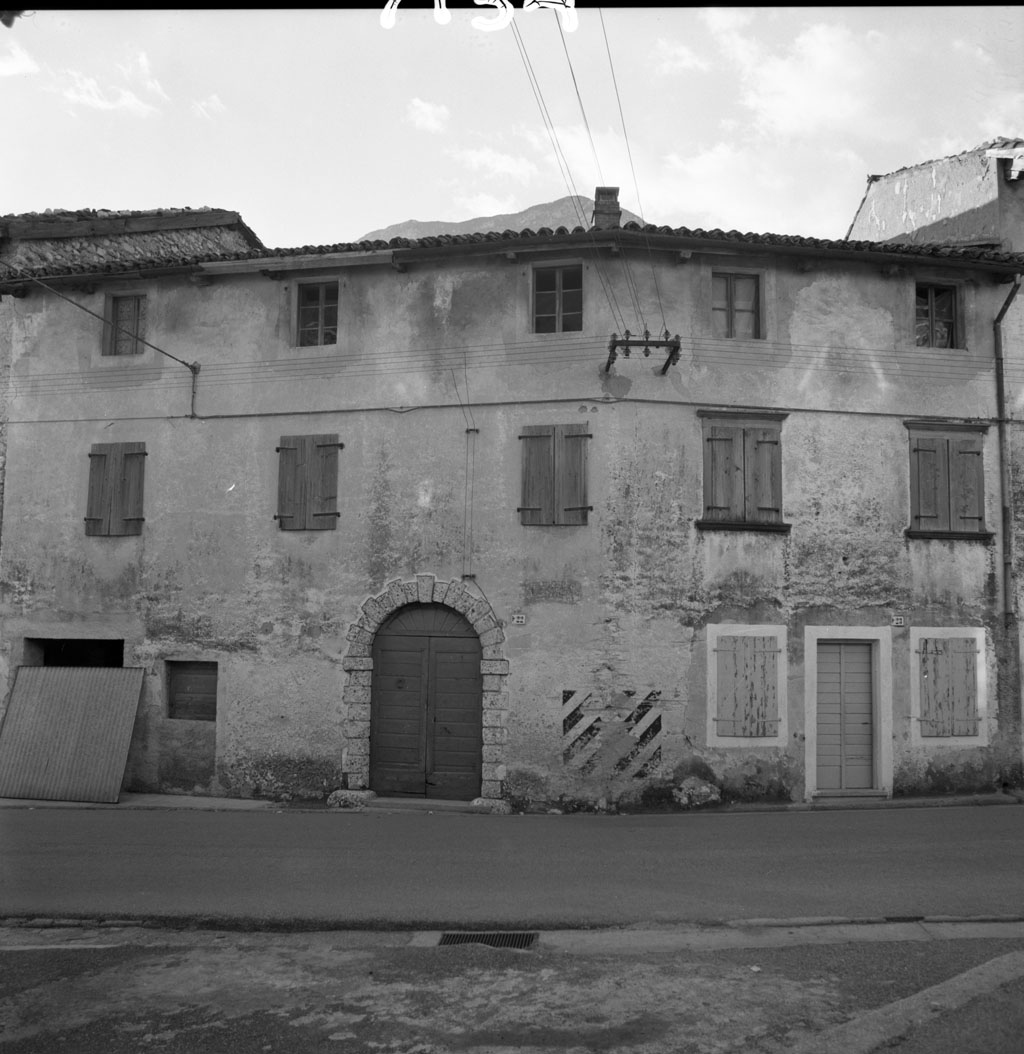 Edificio famiglia Valent Sigar (casa) - Venzone (UD)  (XVII)