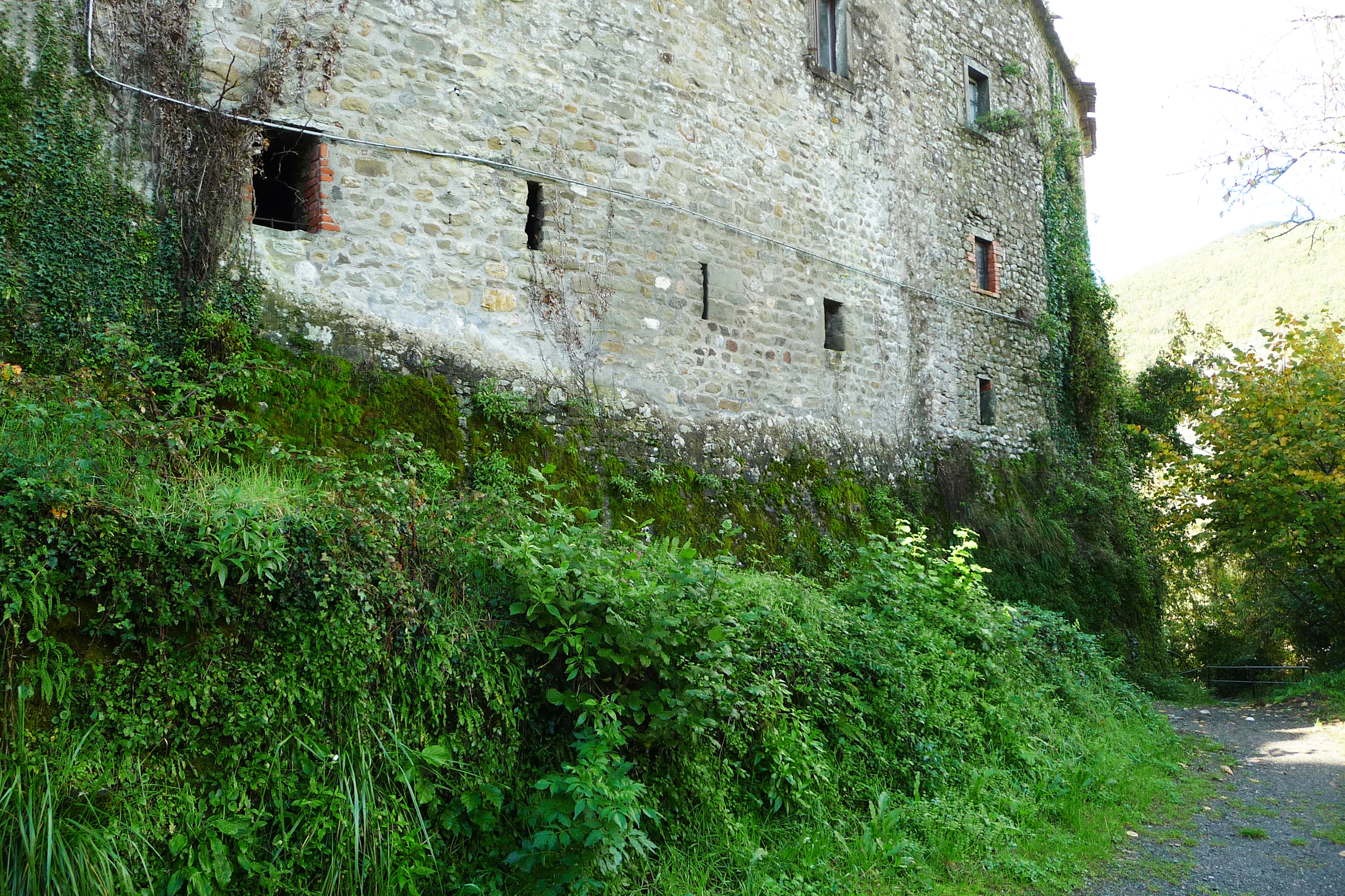 Fortificazione del borgo di Codiponte (fortificazione) - Casola in Lunigiana (MS) 