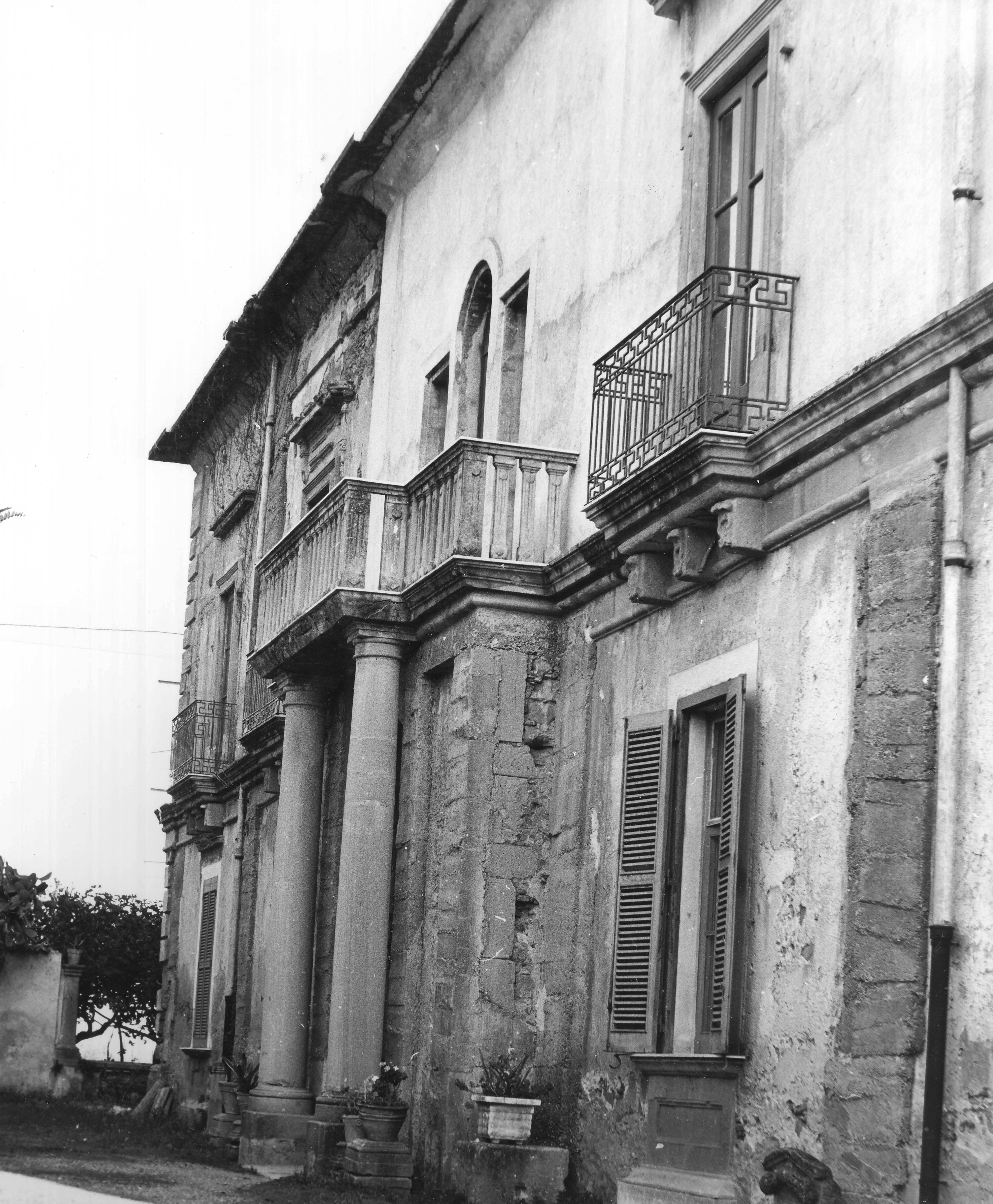 Palazzo Vaccari (palazzo, privato) - Fuscaldo (CS)  (XIX)
