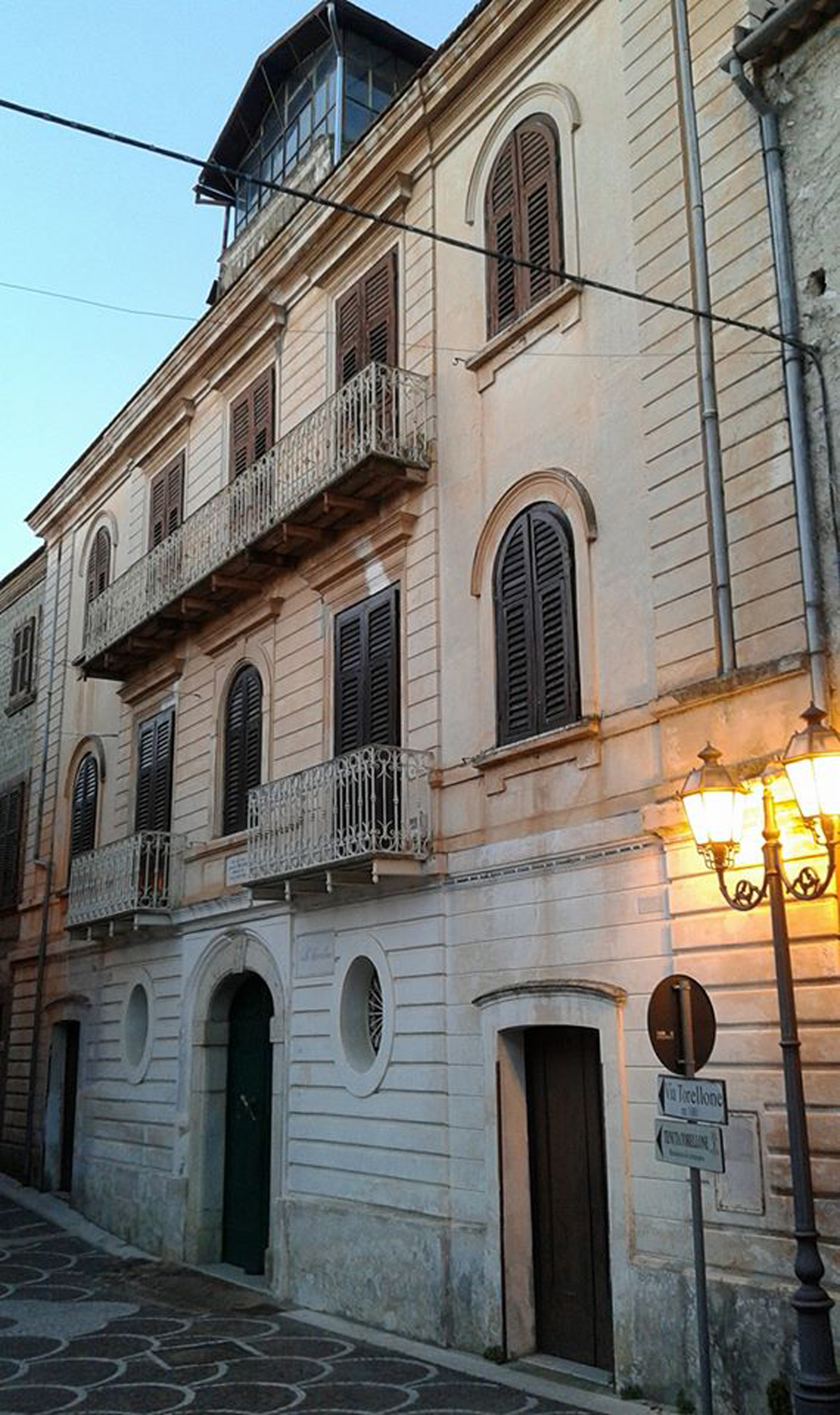 Villa Carolina (palazzo, signorile) - San Potito Sannitico (CE) 