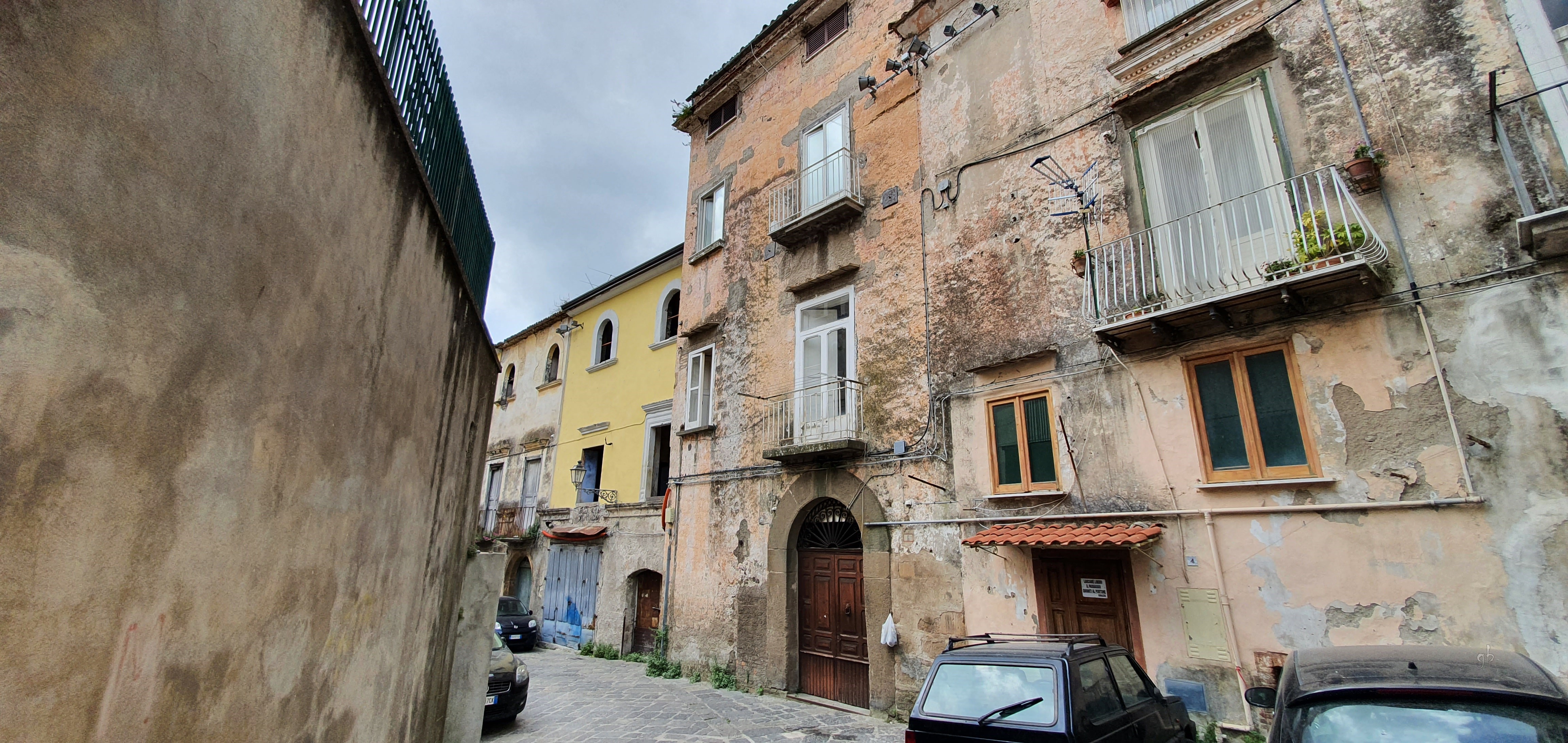 [Palazzo in Via Spine, 8] (palazzo, residenziale) - Sessa Aurunca (CE) 