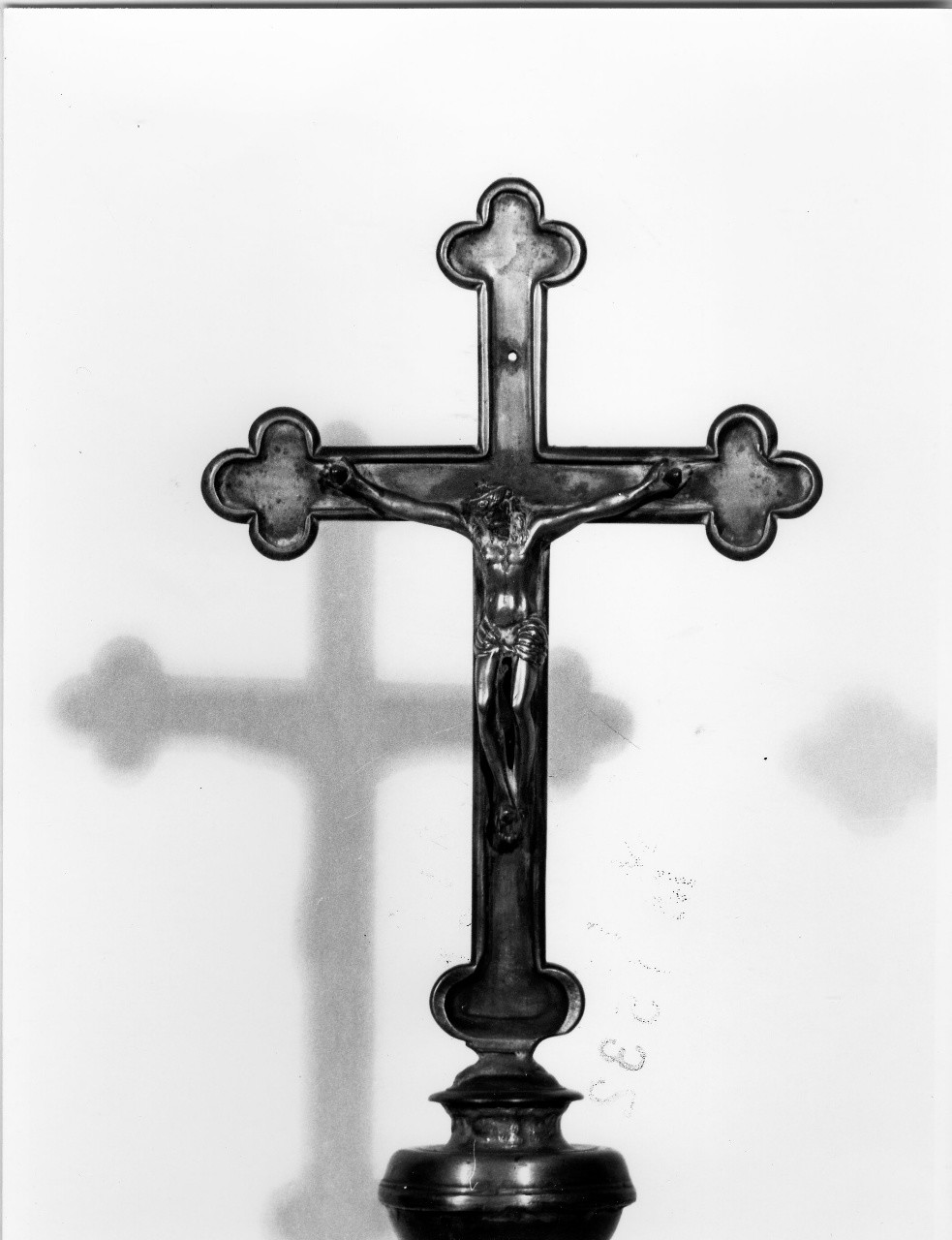 Cristo crocifisso (croce) - manifattura toscana (fine/ inizio secc. XVII/ XVIII)