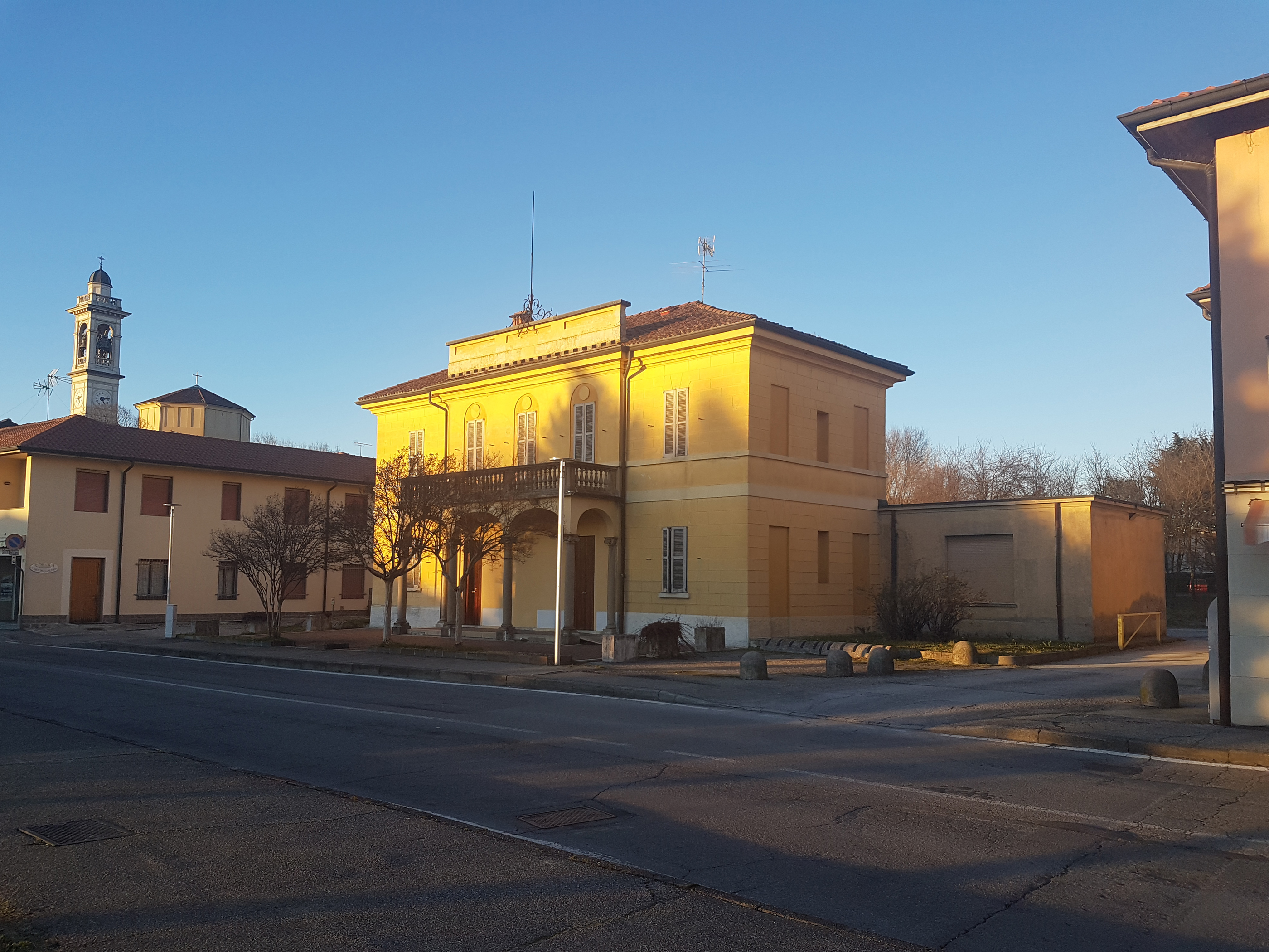 Villa Staurenghi (villa, monofamiliare) - Masate (MI)  (XIX, metà; XX, metà)
