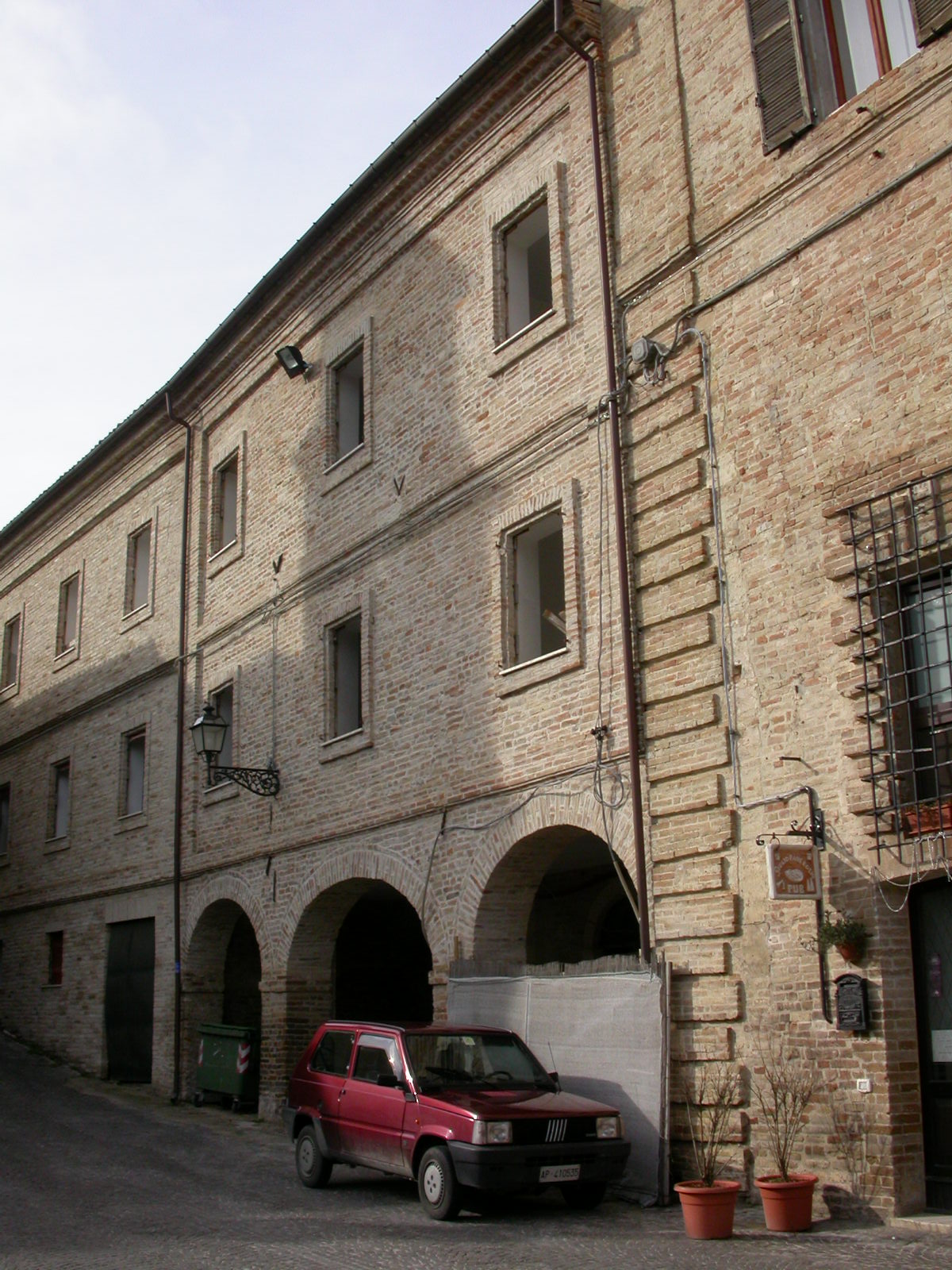 Palazzo signorile (palazzo, signorile) - Montalto delle Marche (AP) 