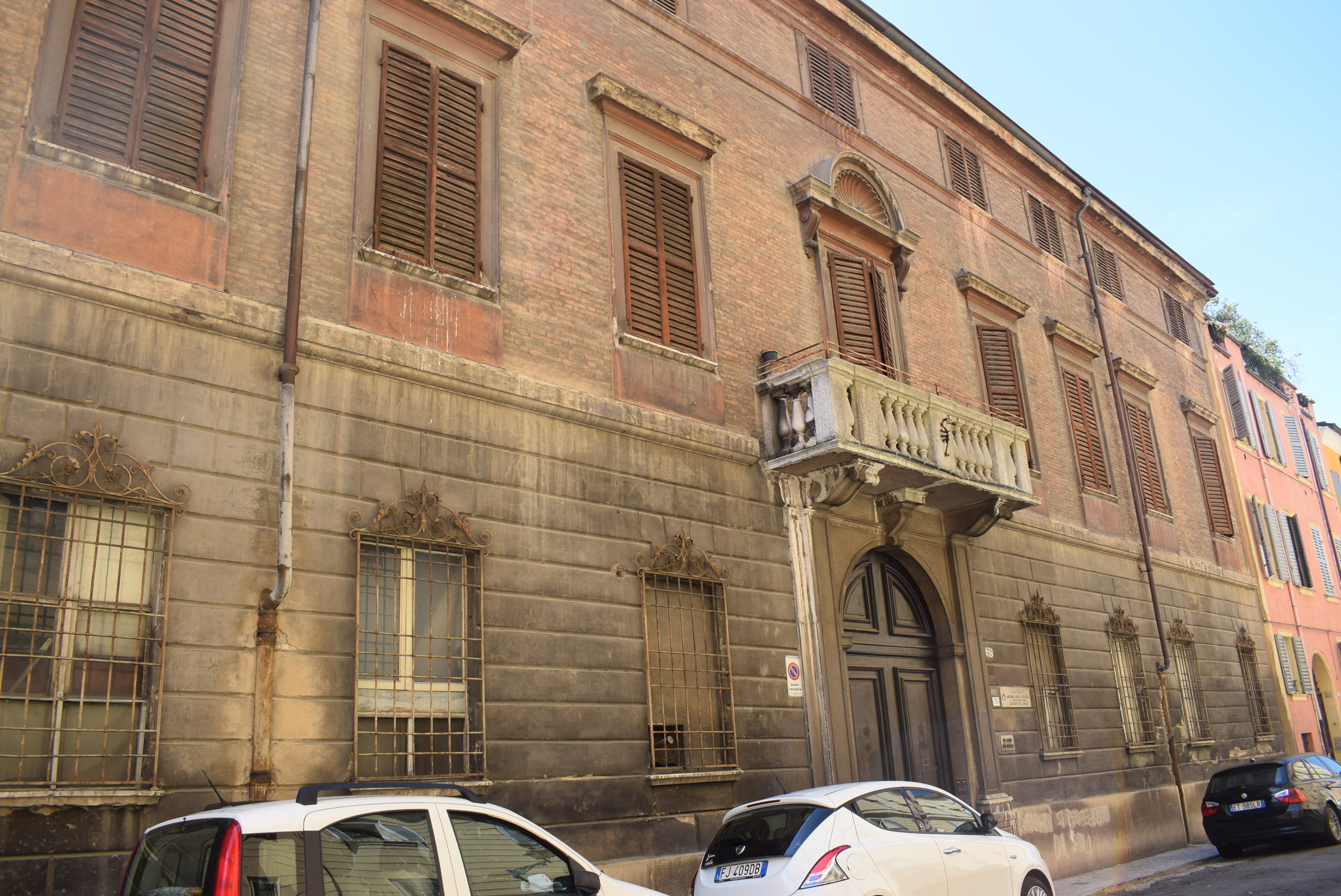 Palazzo Castelvetro (palazzo, nobiliare) - Modena (MO)  (sec. XV, fine)