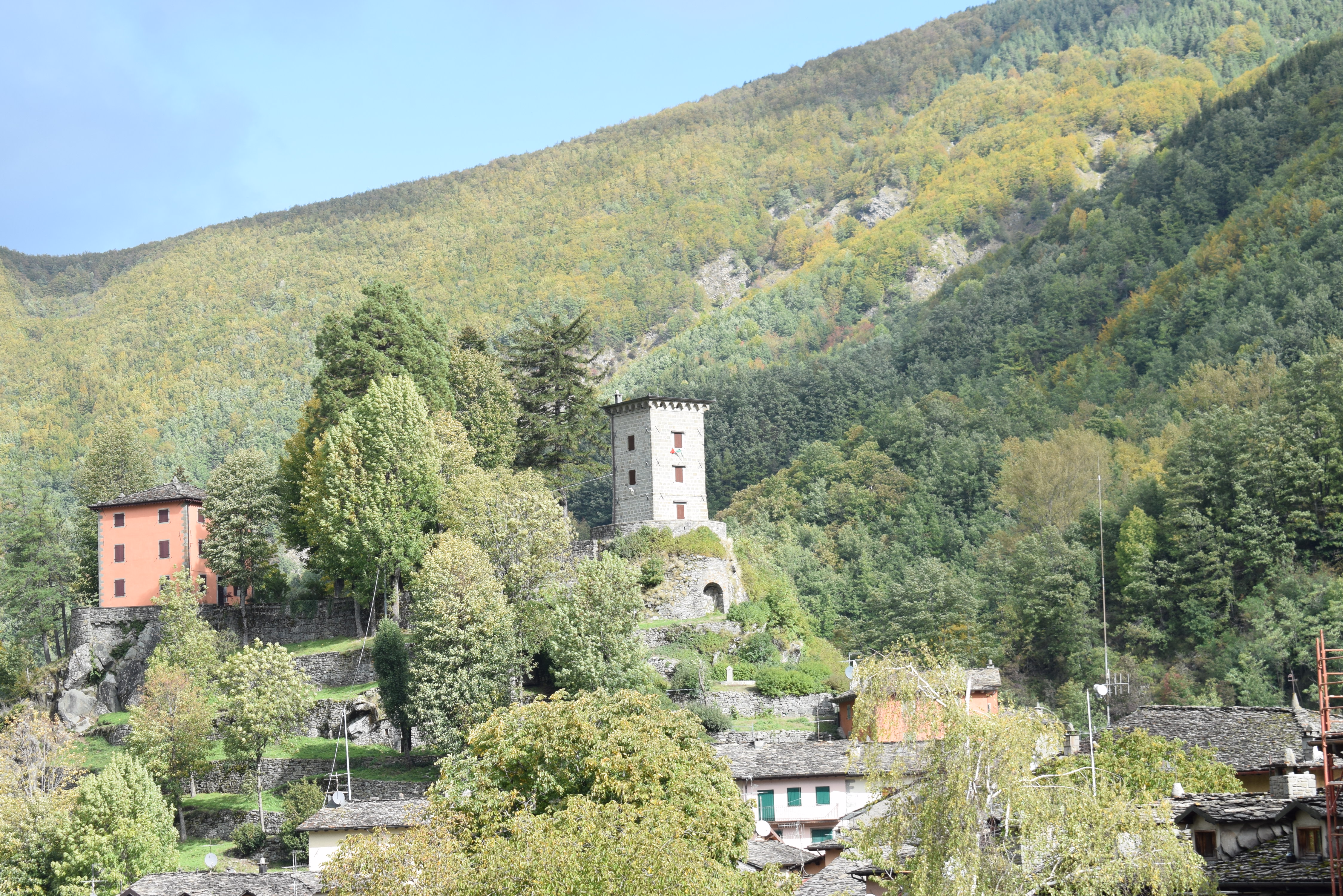 Castello o Rocca di Fiumalbo (torre) - Fiumalbo (MO)  (sec. XIX, terzo quarto)
