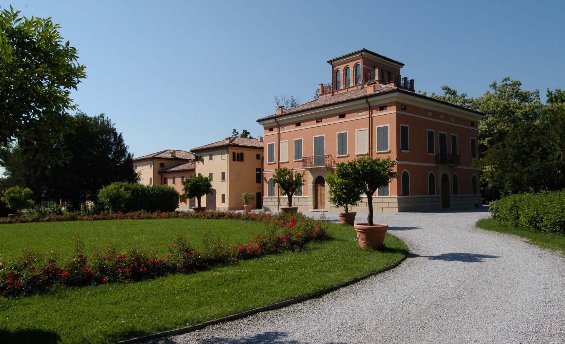 Villa Tirelli e pertinenze (villa, padronale) - Quattro Castella (RE) 