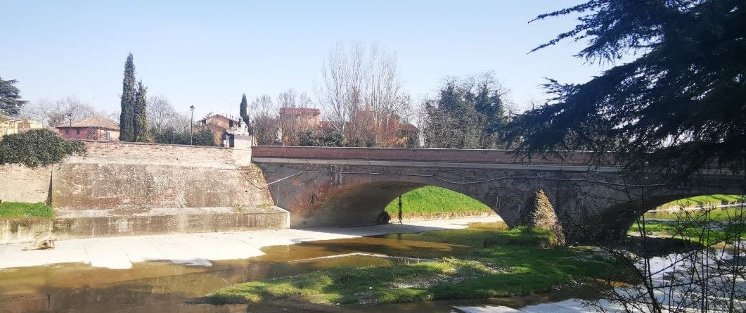 Ponte S. Pellegrino sul torrente Crostolo (ponte) - Reggio nell'Emilia (RE)  (sec. XVIII)