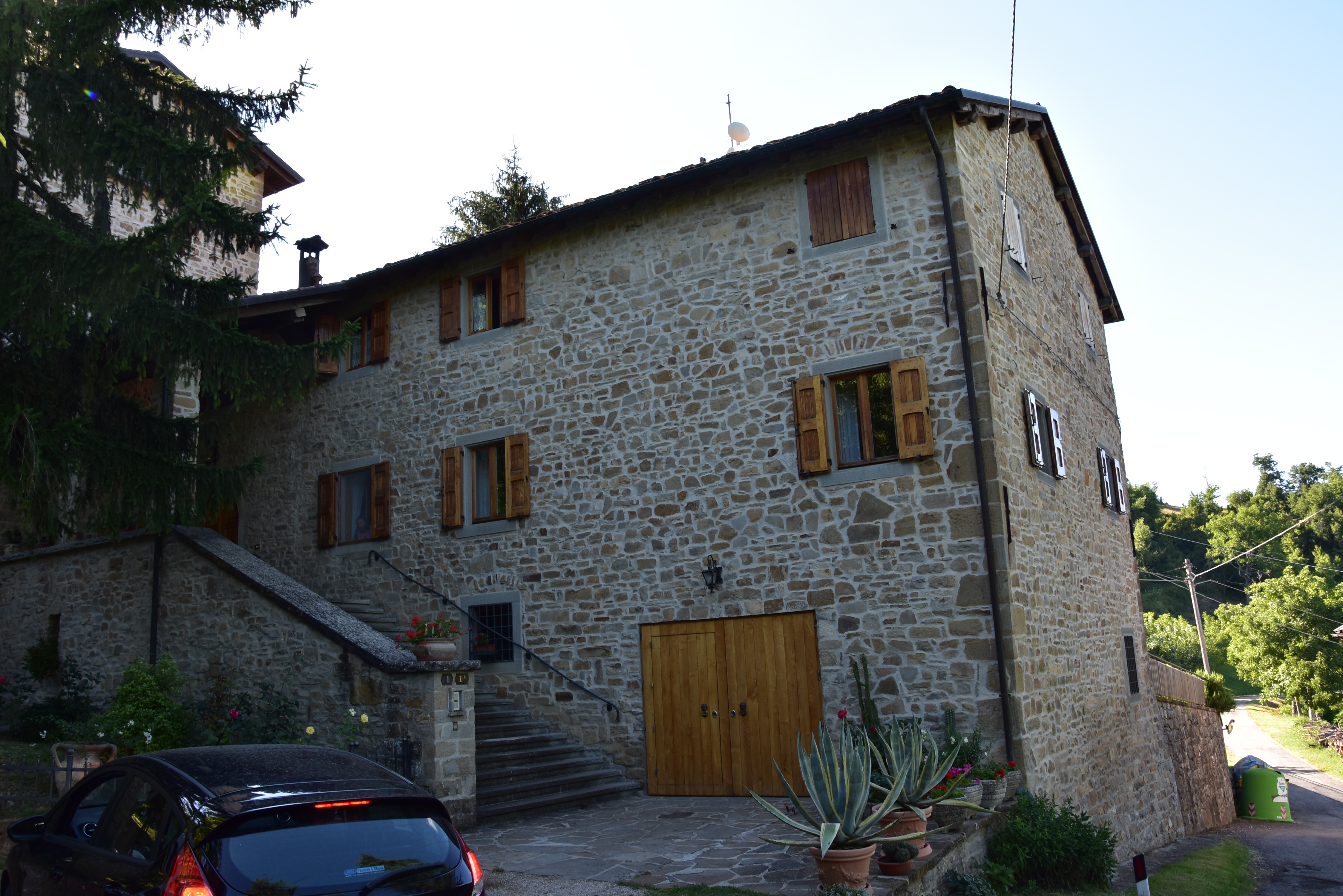 Palazzo di Suvizzano (casa) - San Benedetto Val di Sambro (BO) 