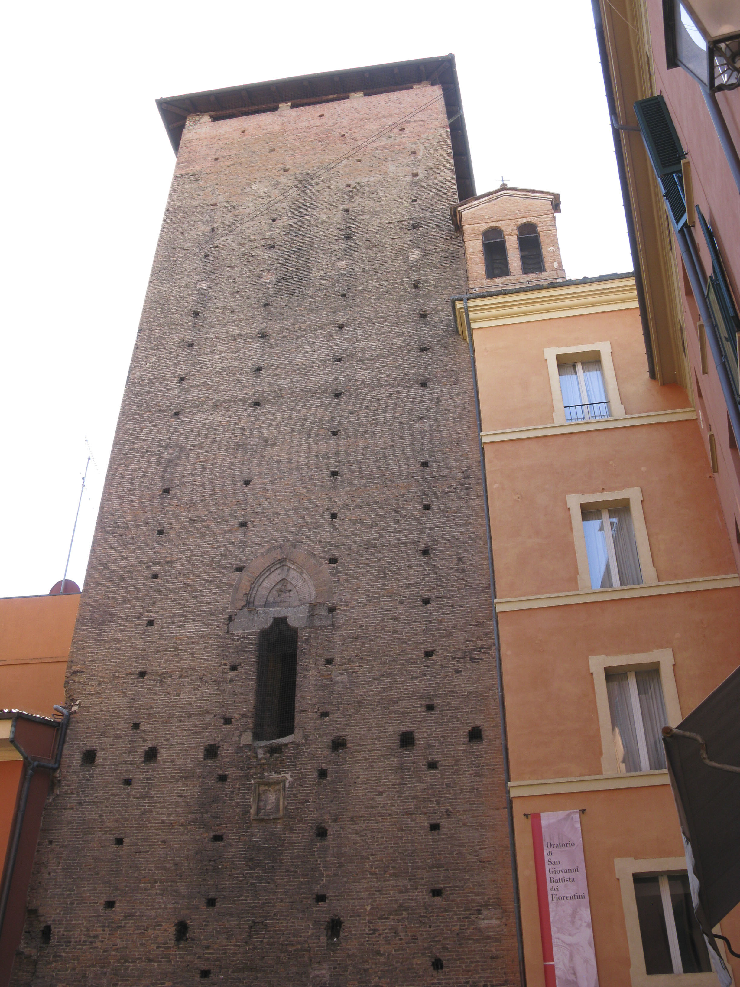 Torre Galluzzi (torre) - Bologna (BO) 