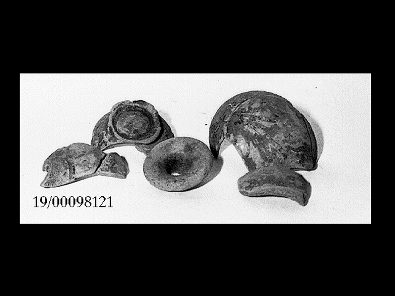 lekythos miniaturistica - officina locale (fine SECOLI/ IV a.C)