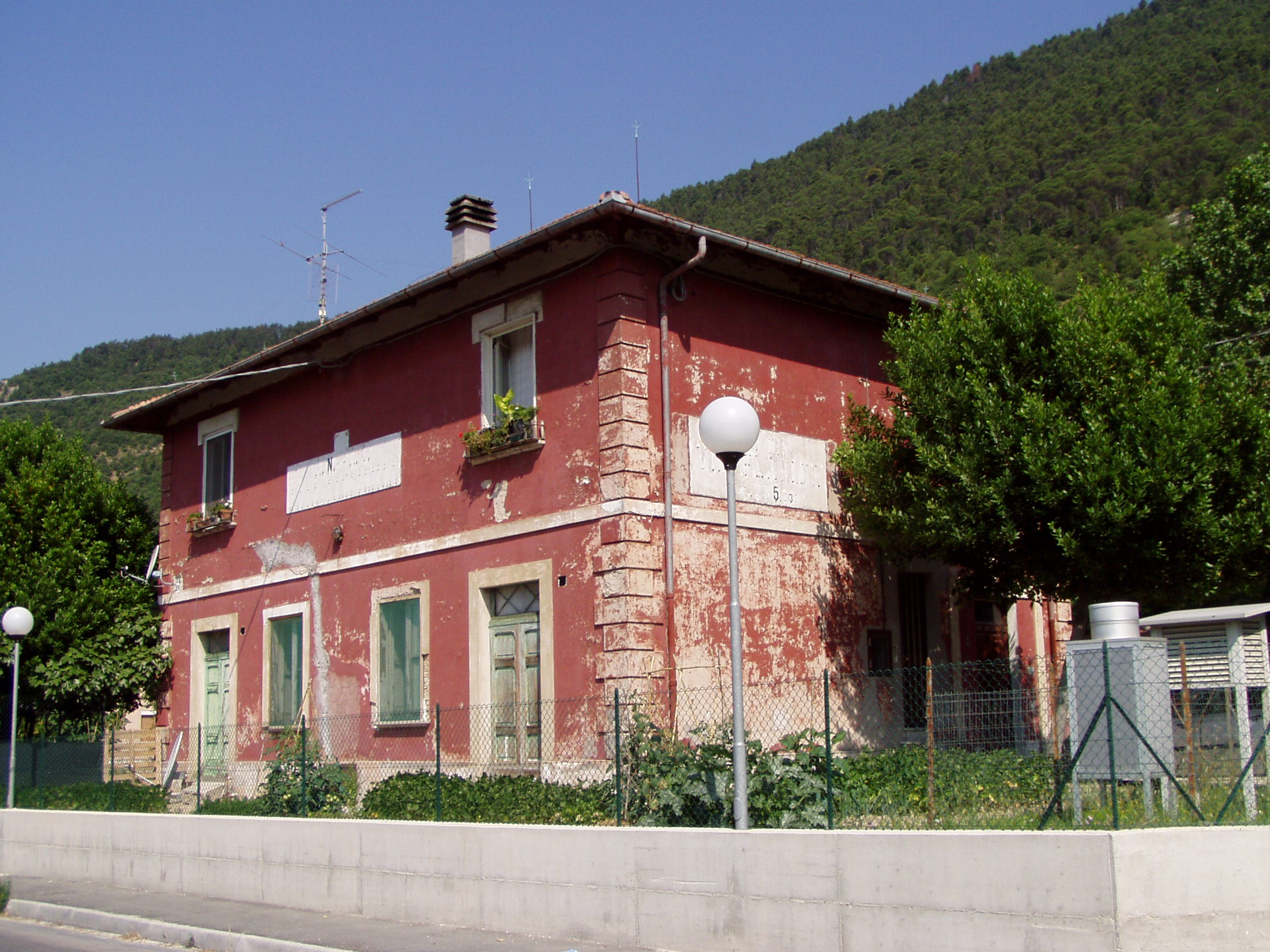 Casa cantoniera (casa cantoniera) - Fossombrone (PU) 