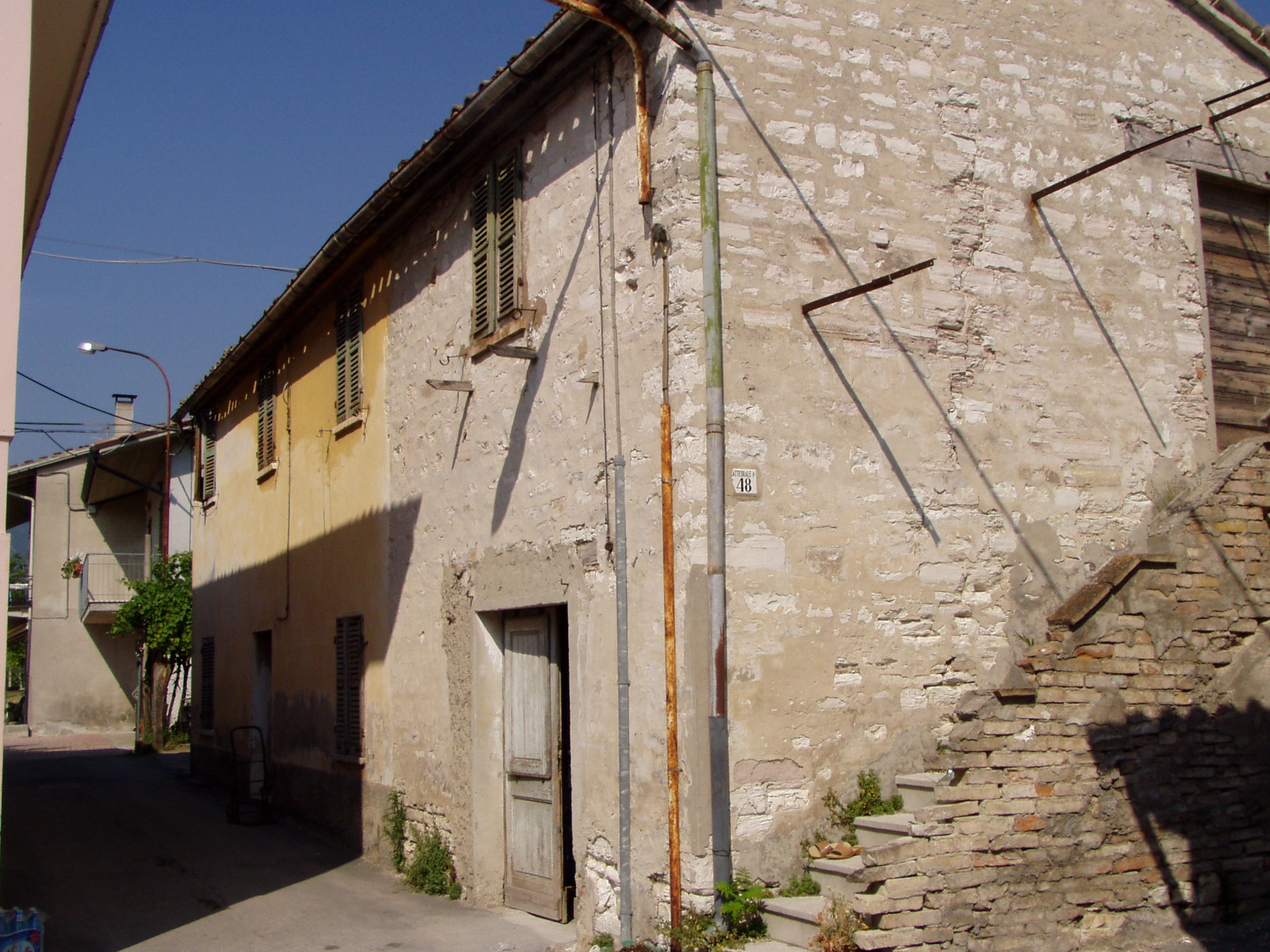 Casa isolata (casa isolata) - Fossombrone (PU) 