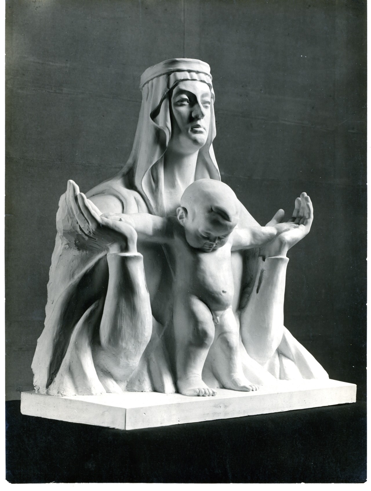 Madonna col Bambino - scultura (positivo) di anonimo (prima metà XX)