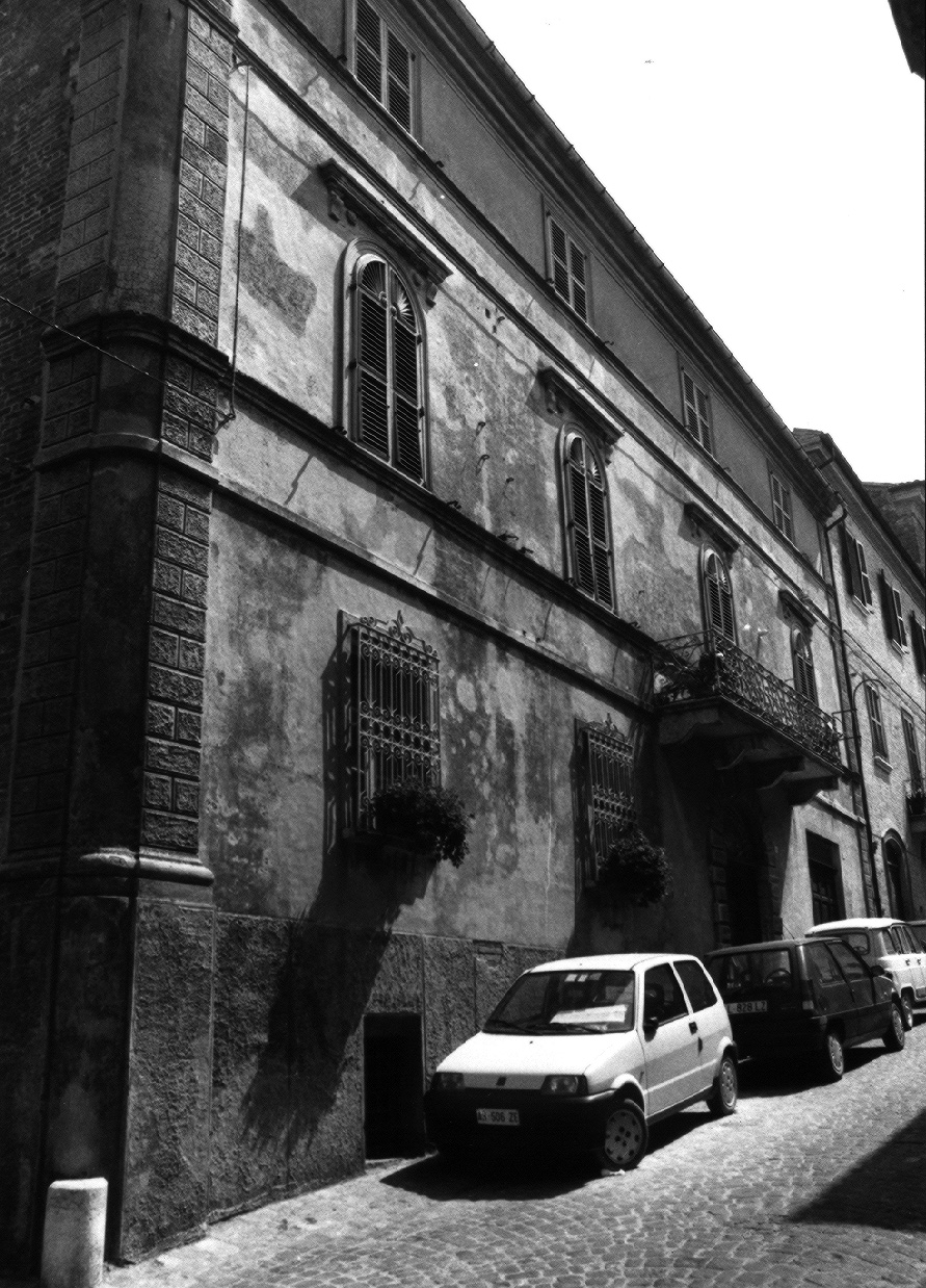 Palazzo gentilizio (palazzo, gentilizio) - Mondavio (PU) 